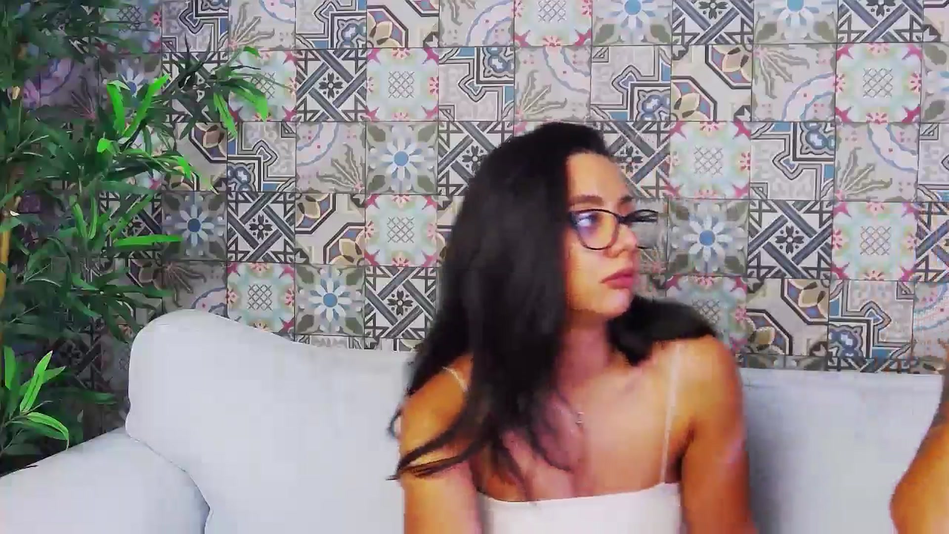 Gallery image thumbnail from BellaMia's myfreecams stream on, 08/12/2024, 15:08 image 7 of 20
