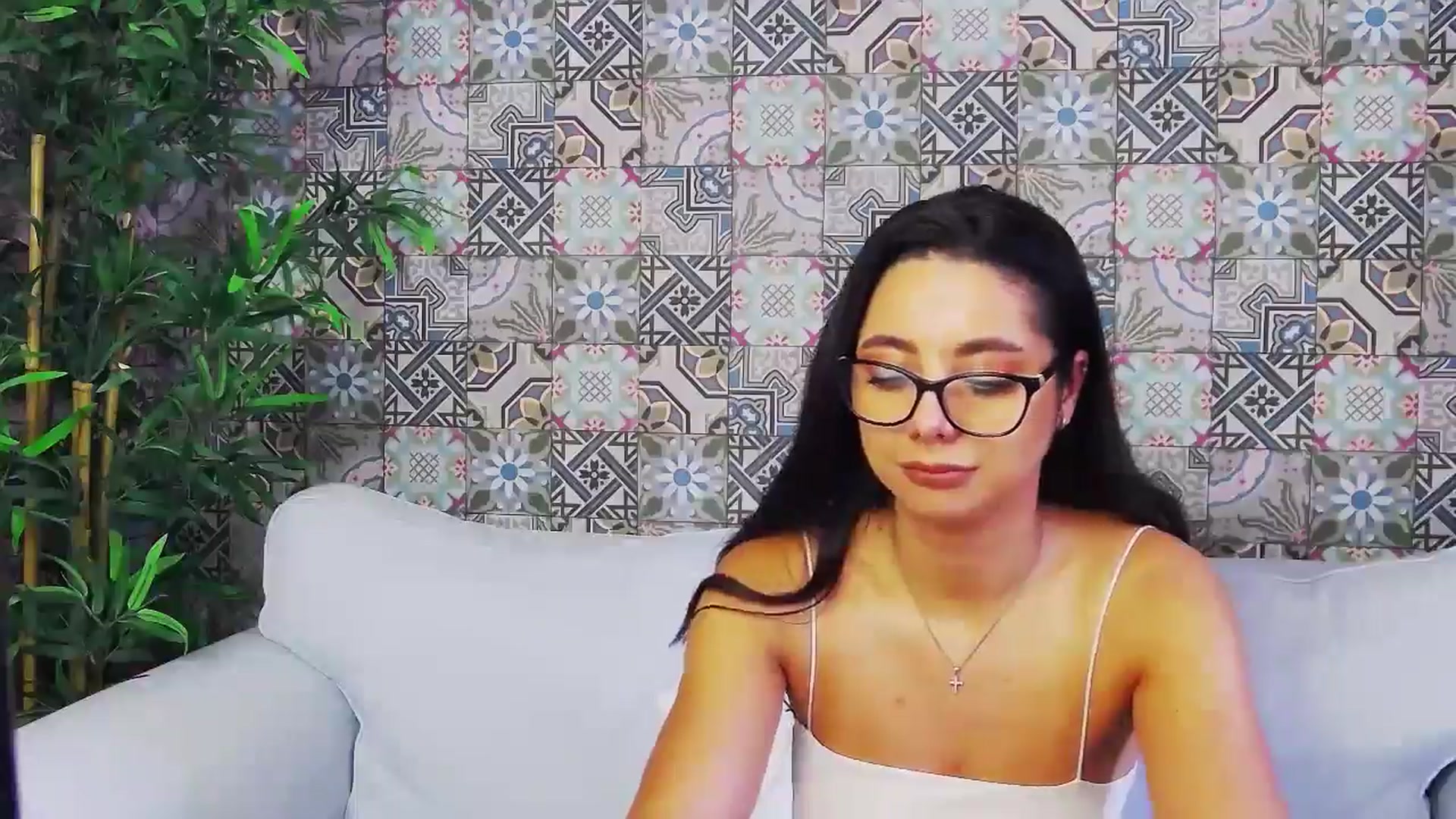 Gallery image thumbnail from BellaMia's myfreecams stream on, 08/12/2024, 15:08 image 13 of 20