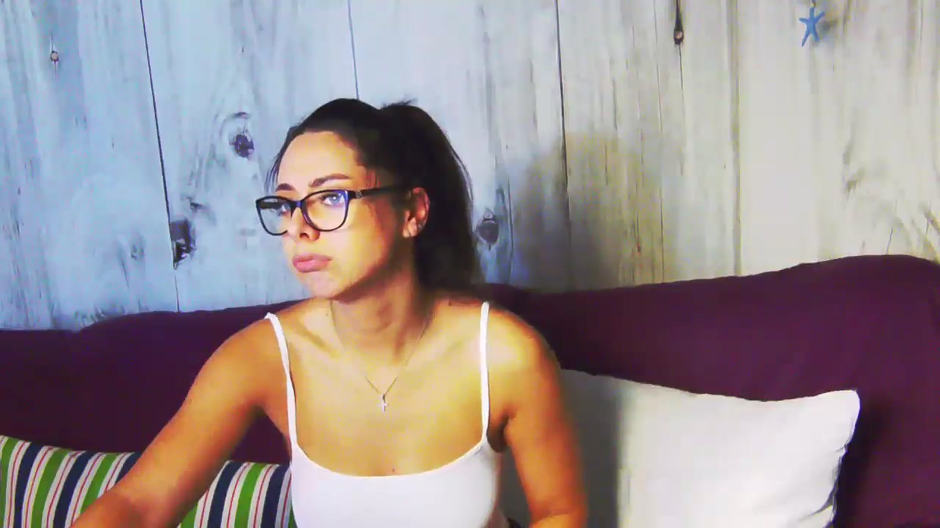 Gallery image thumbnail from BellaMia's myfreecams stream on, 08/21/2024, 22:17 image 9 of 20