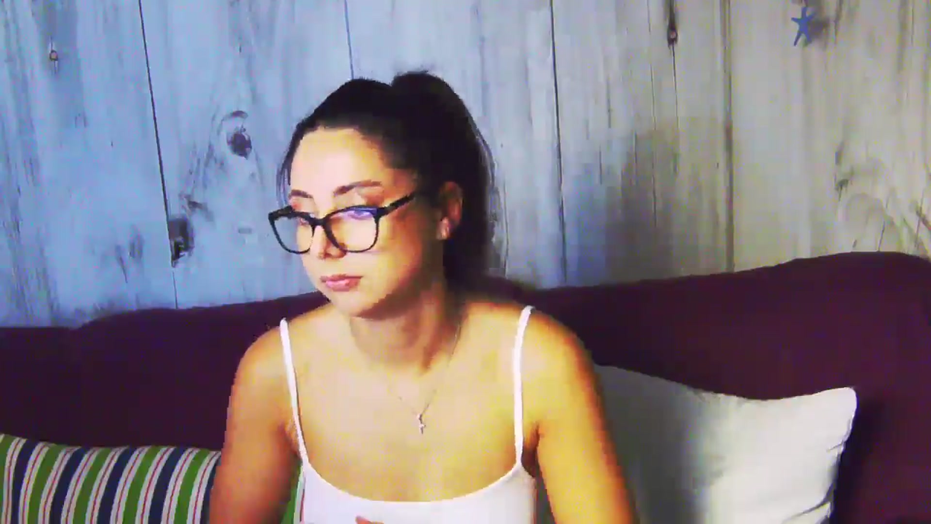 Gallery image thumbnail from BellaMia's myfreecams stream on, 08/21/2024, 22:17 image 10 of 20