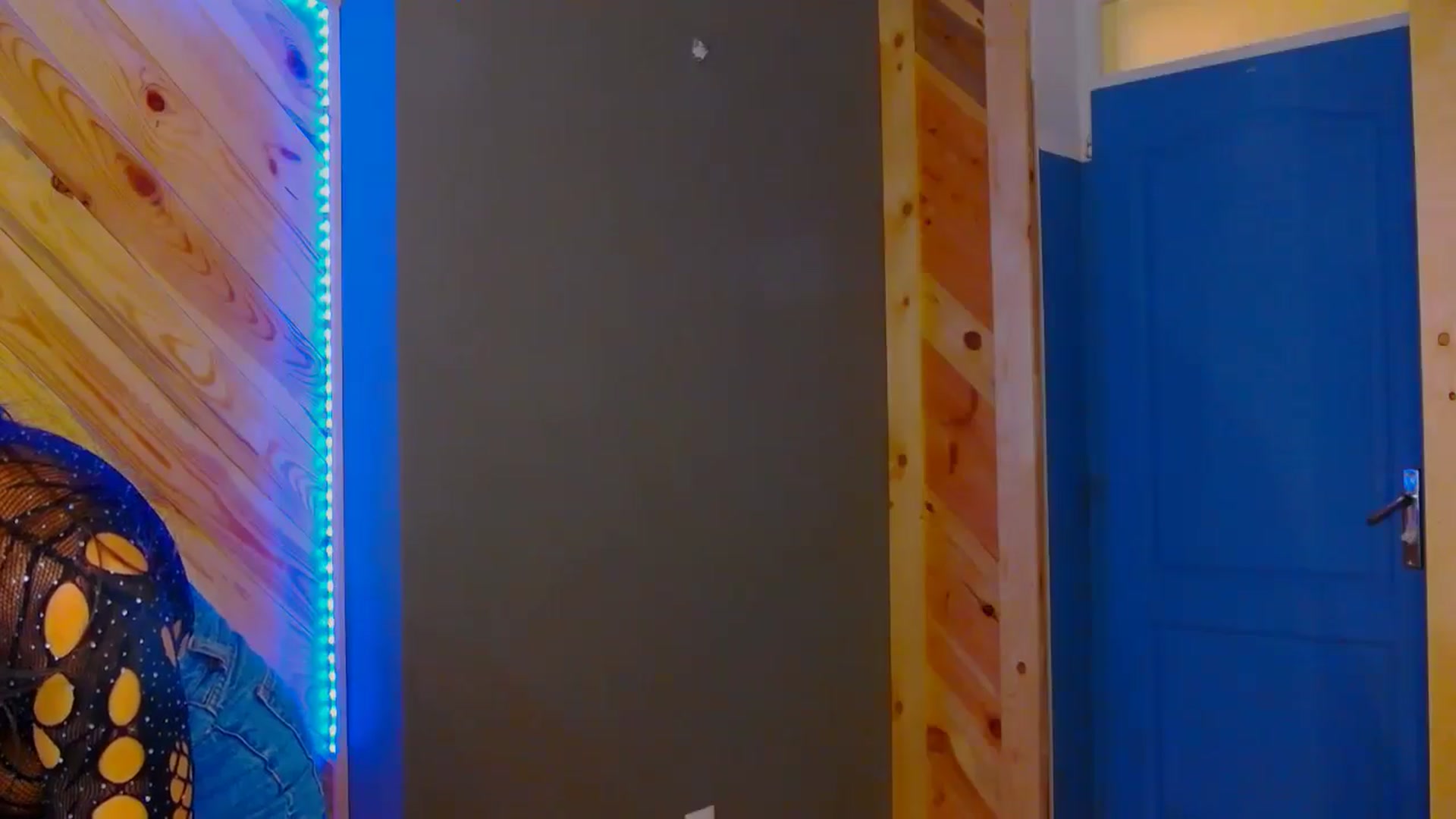 Gallery image thumbnail from BellaMia's myfreecams stream on, 08/24/2024, 19:21 image 10 of 20