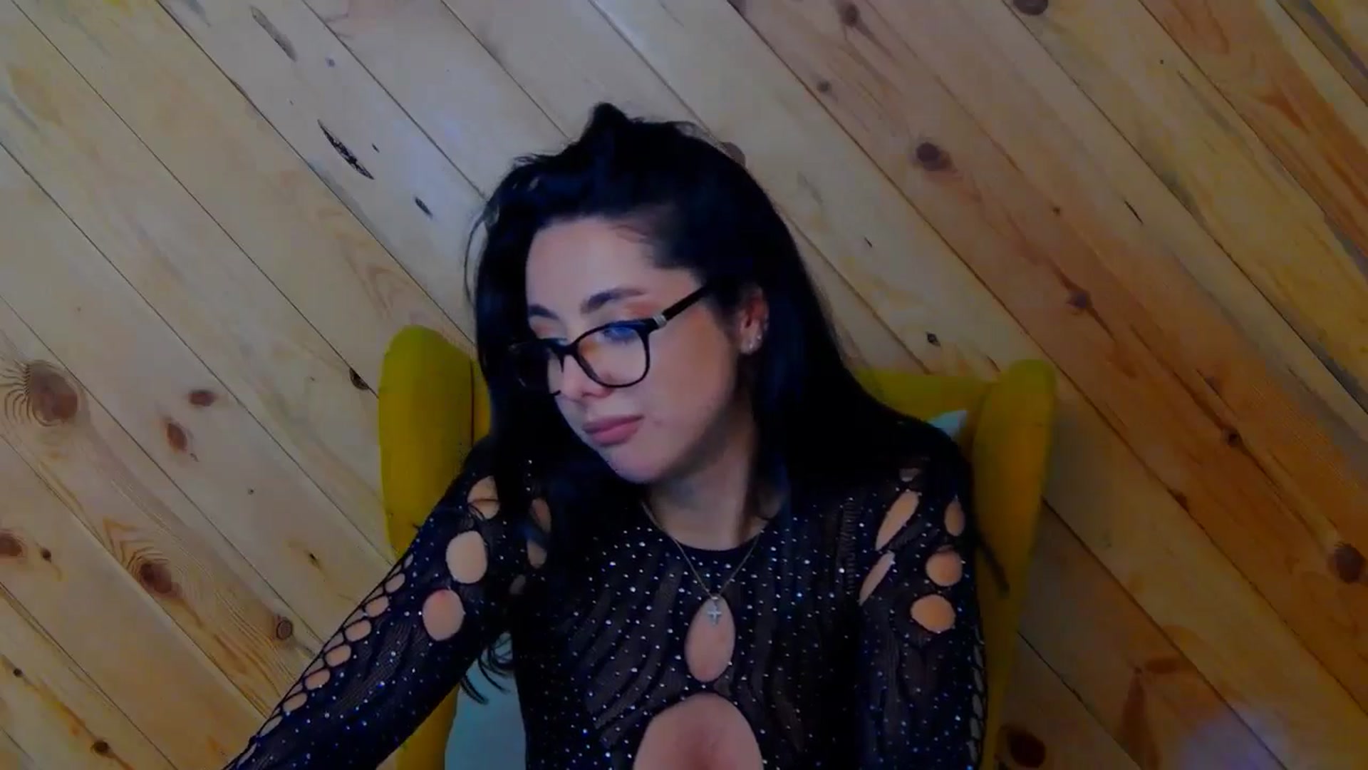 Gallery image thumbnail from BellaMia's myfreecams stream on, 08/24/2024, 19:21 image 19 of 20