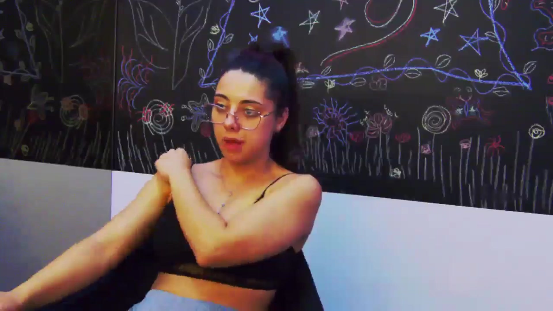 Gallery image thumbnail from BellaMia's myfreecams stream on, 11/04/2024, 23:38 image 8 of 20