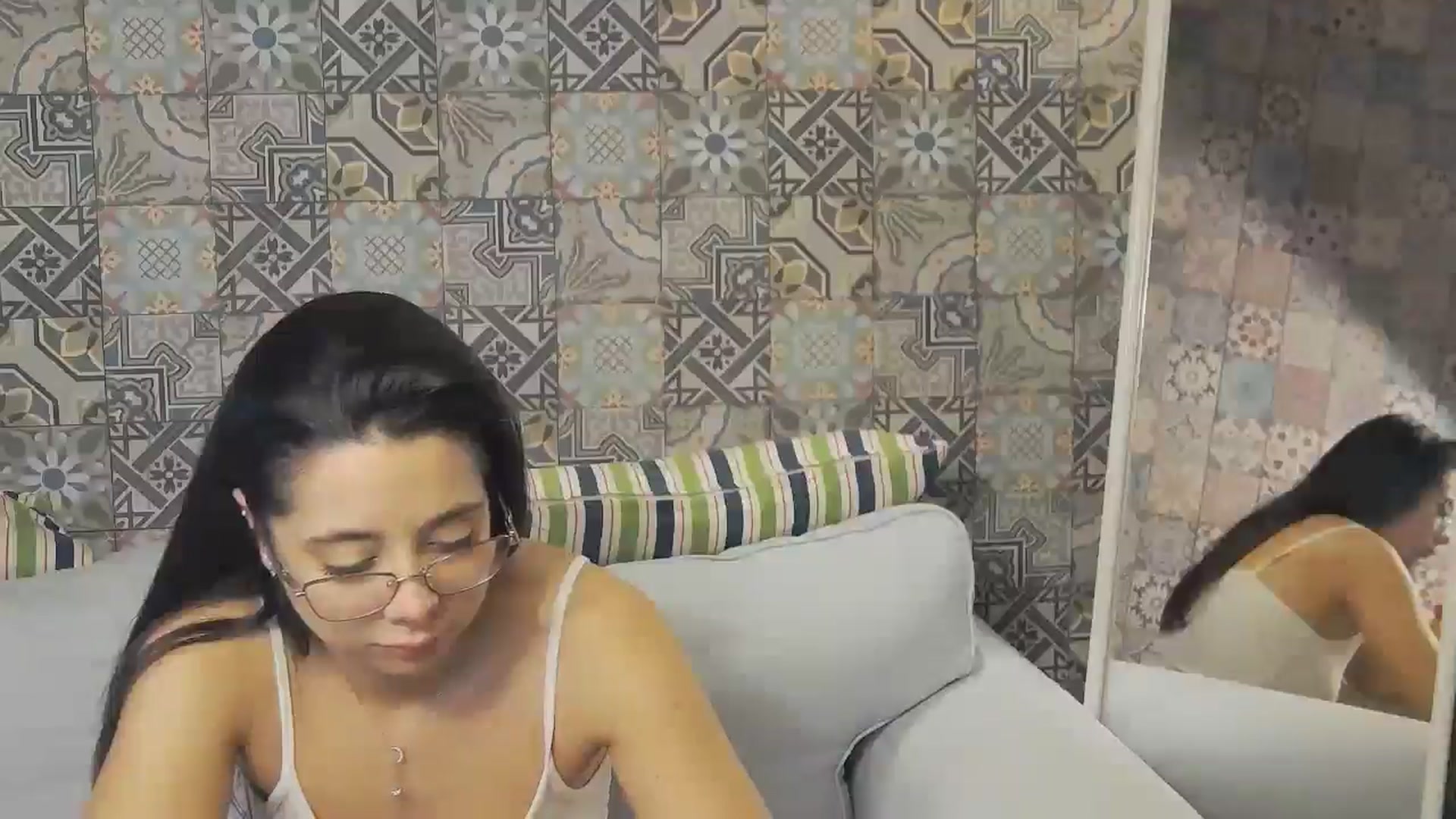 Gallery image thumbnail from BellaMia's myfreecams stream on, 11/14/2024, 22:53 image 14 of 20
