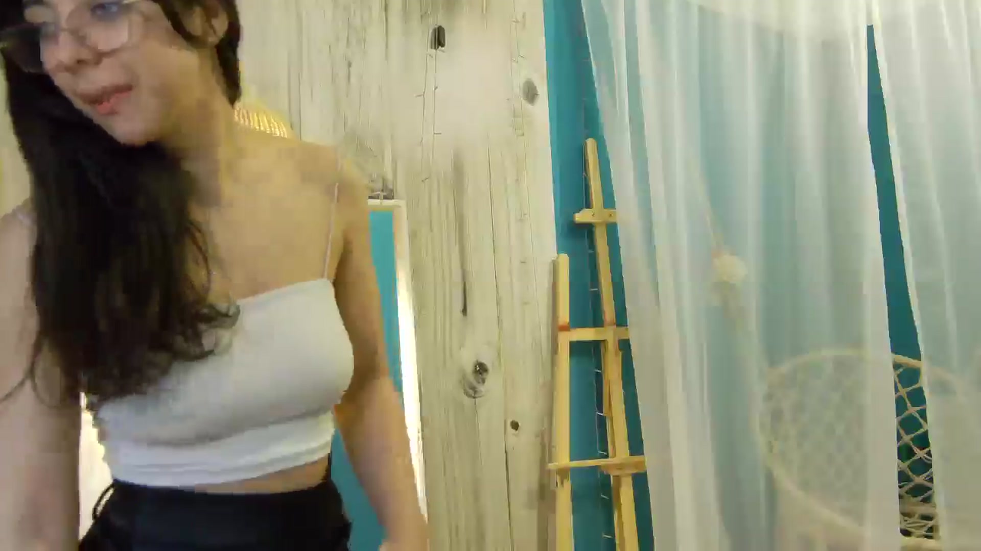 Gallery image thumbnail from BellaMia's myfreecams stream on, 12/04/2024, 23:22 image 5 of 20