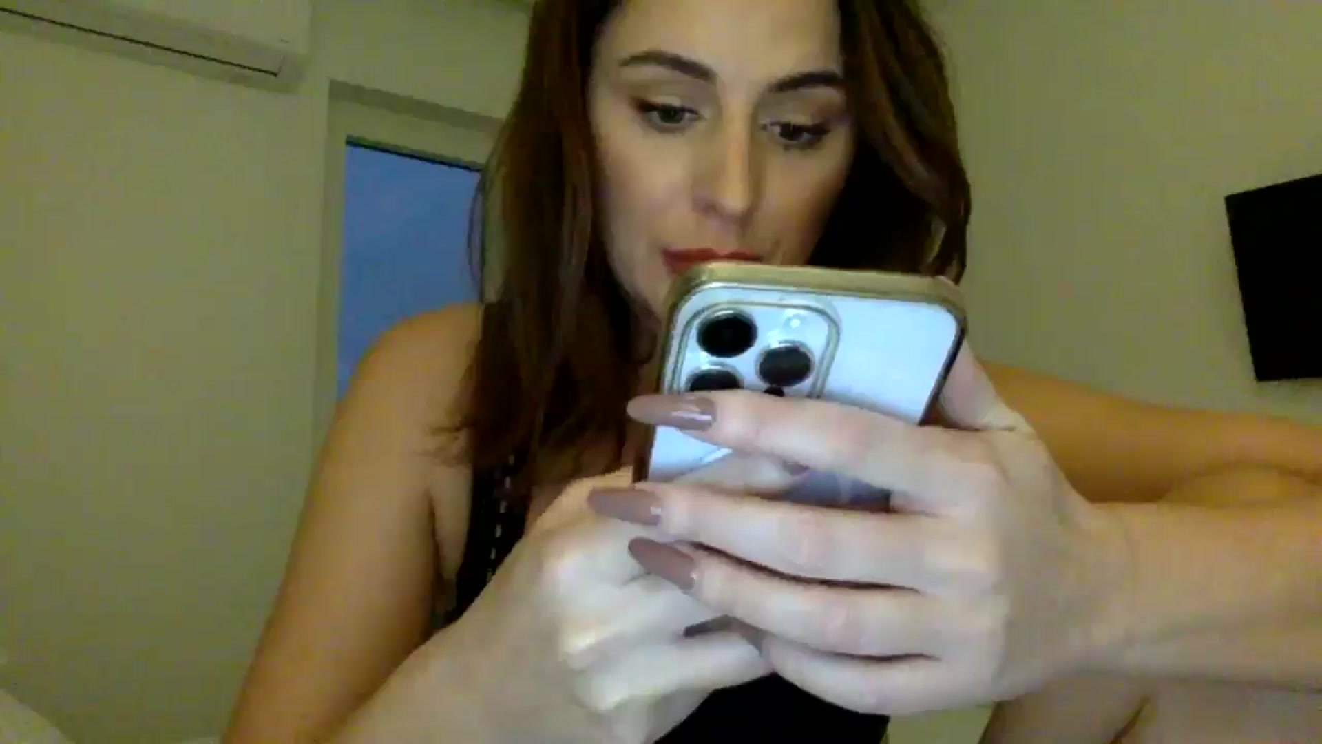 Gallery image thumbnail from BellaNoir___'s myfreecams stream on, 11/06/2025, 15:28 image 8 of 20