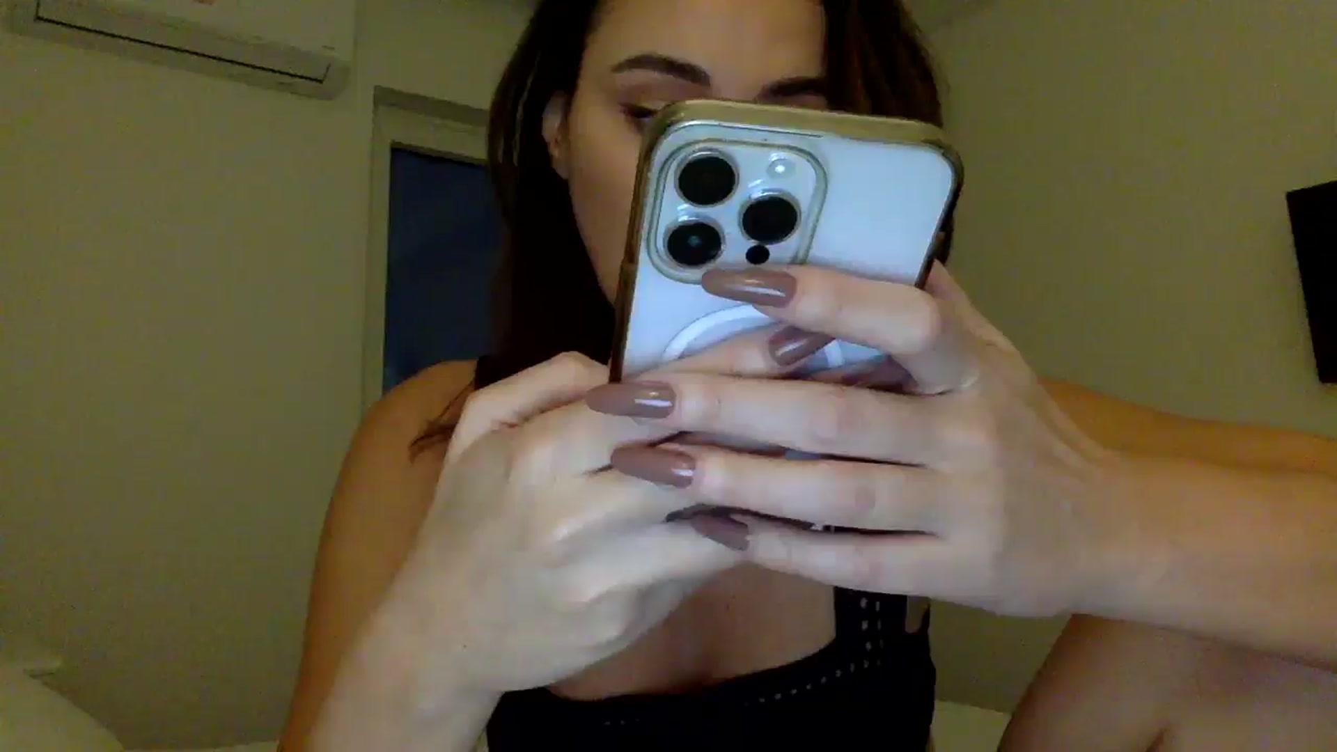 Gallery image thumbnail from BellaNoir___'s myfreecams stream on, 11/06/2025, 15:28 image 20 of 20