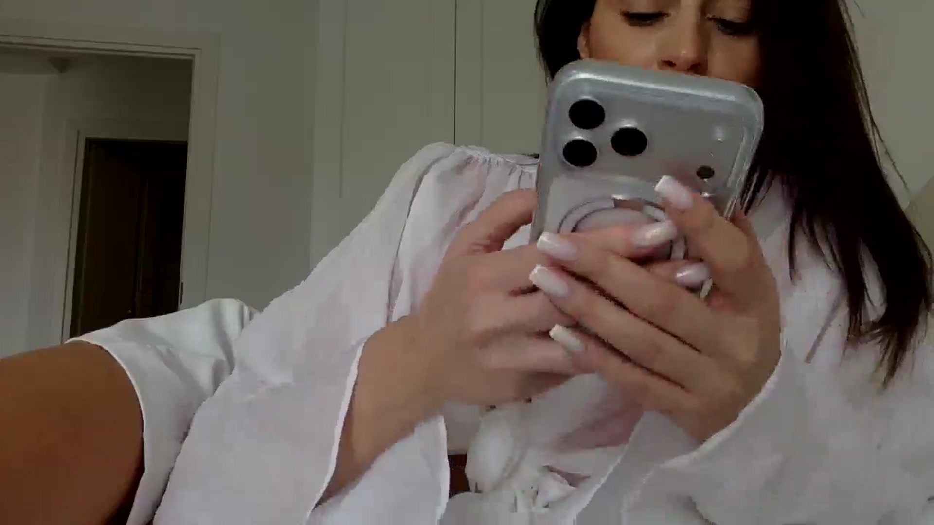 Gallery image thumbnail from BellaNoir___'s myfreecams stream on, 03/04/2026, 14:07 image 20 of 20