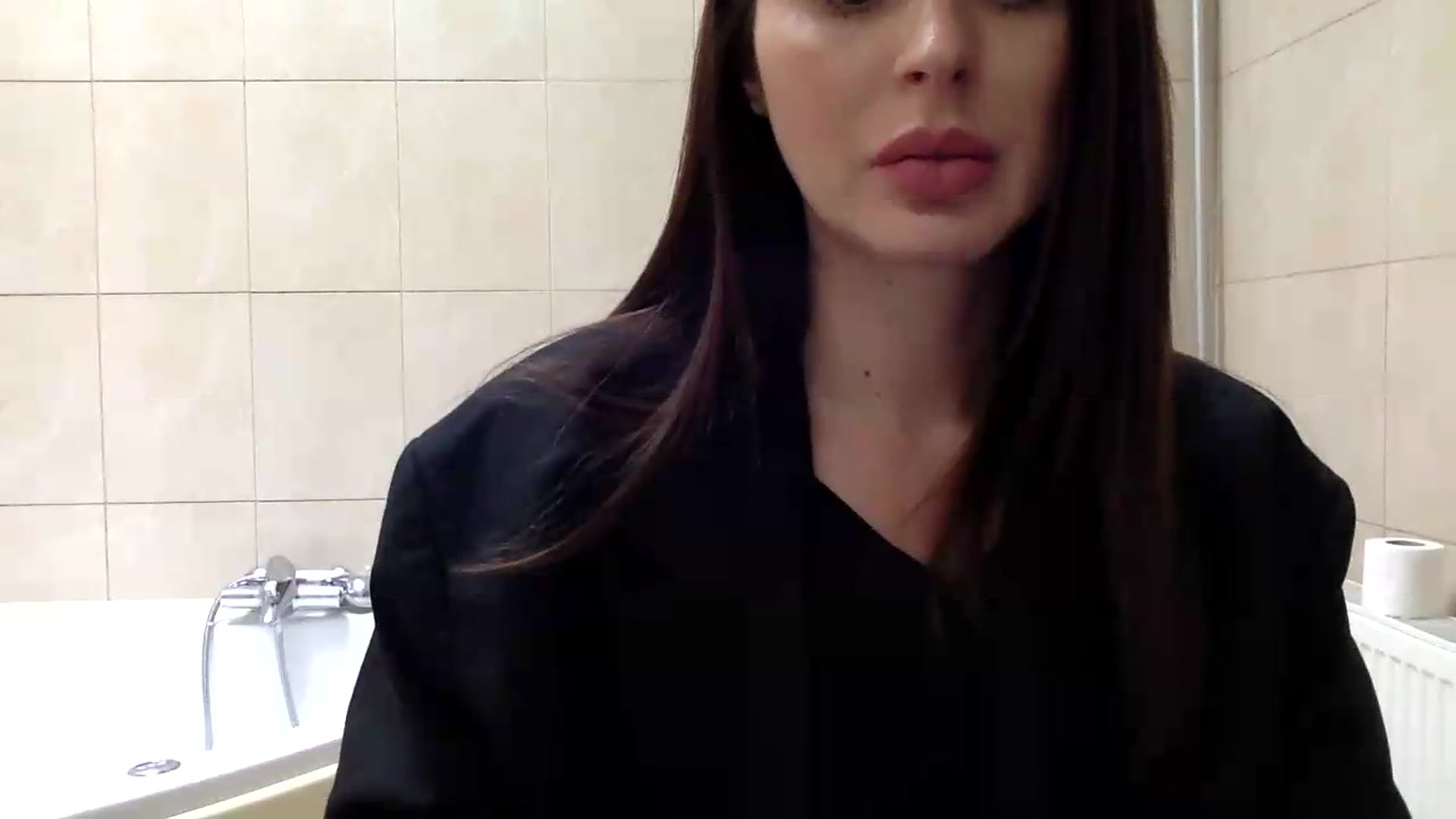 Gallery image thumbnail from BellaNoir___'s myfreecams stream on, 05/20/2026, 12:48 image 5 of 20