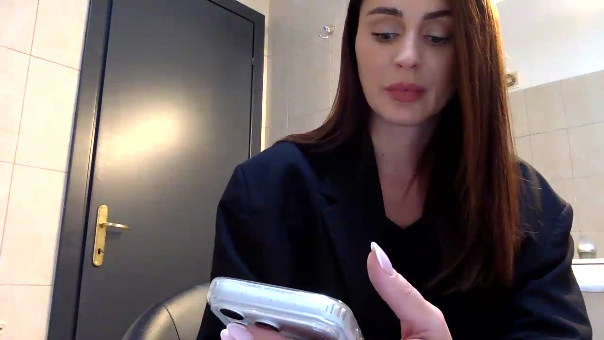 Gallery image thumbnail from BellaNoir___'s myfreecams stream on, 05/20/2026, 12:48 image 10 of 20