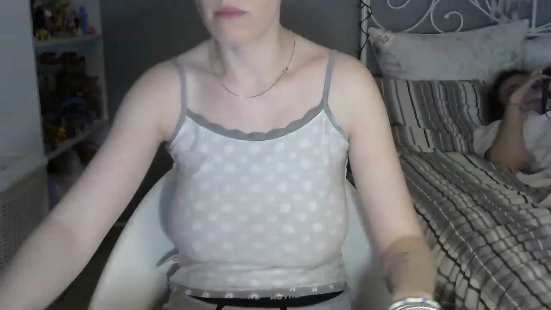 Gallery image thumbnail from BellaRaim's myfreecams stream on, 04/16/2023, 14:41 image 1 of 20