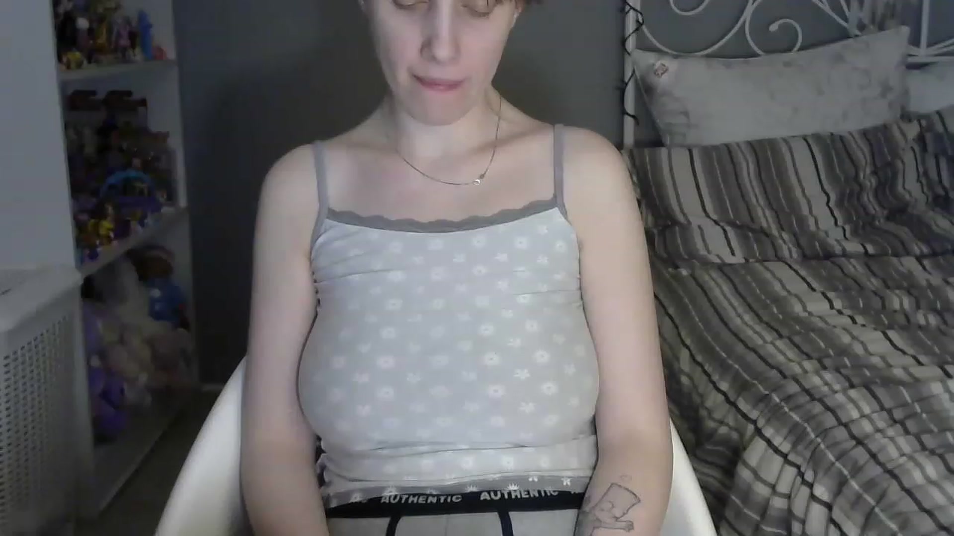 Gallery image thumbnail from BellaRaim's myfreecams stream on, 04/16/2023, 14:41 image 11 of 20