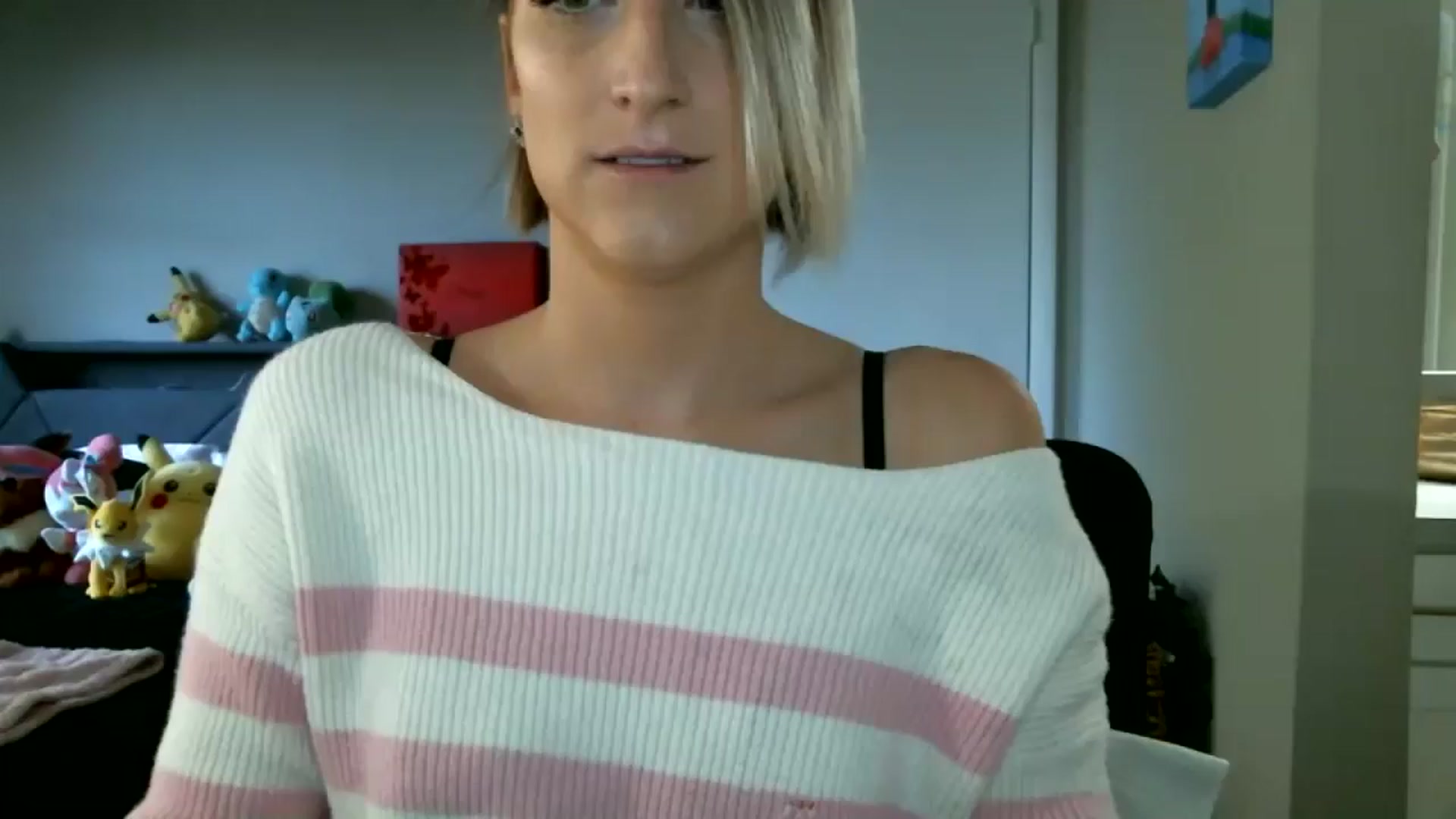 Gallery image thumbnail from BellaSkye's myfreecams stream on, 12/03/2024, 15:20 image 1 of 20
