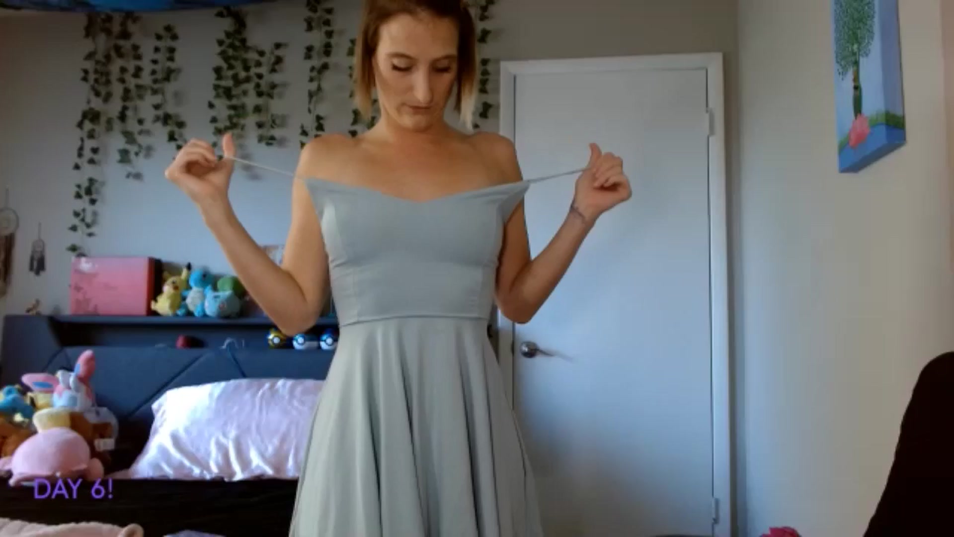 Gallery image thumbnail from BellaSkye's myfreecams stream on, 12/07/2024, 15:14 image 16 of 20