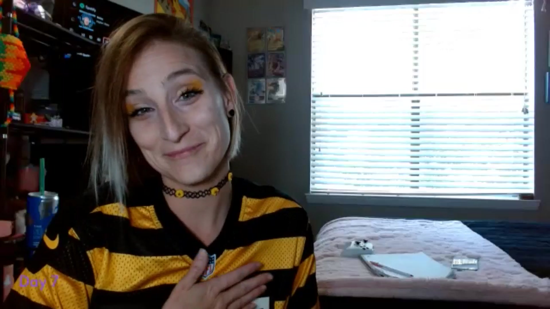 Gallery image thumbnail from BellaSkye's myfreecams stream on, 12/08/2024, 18:34 image 5 of 20