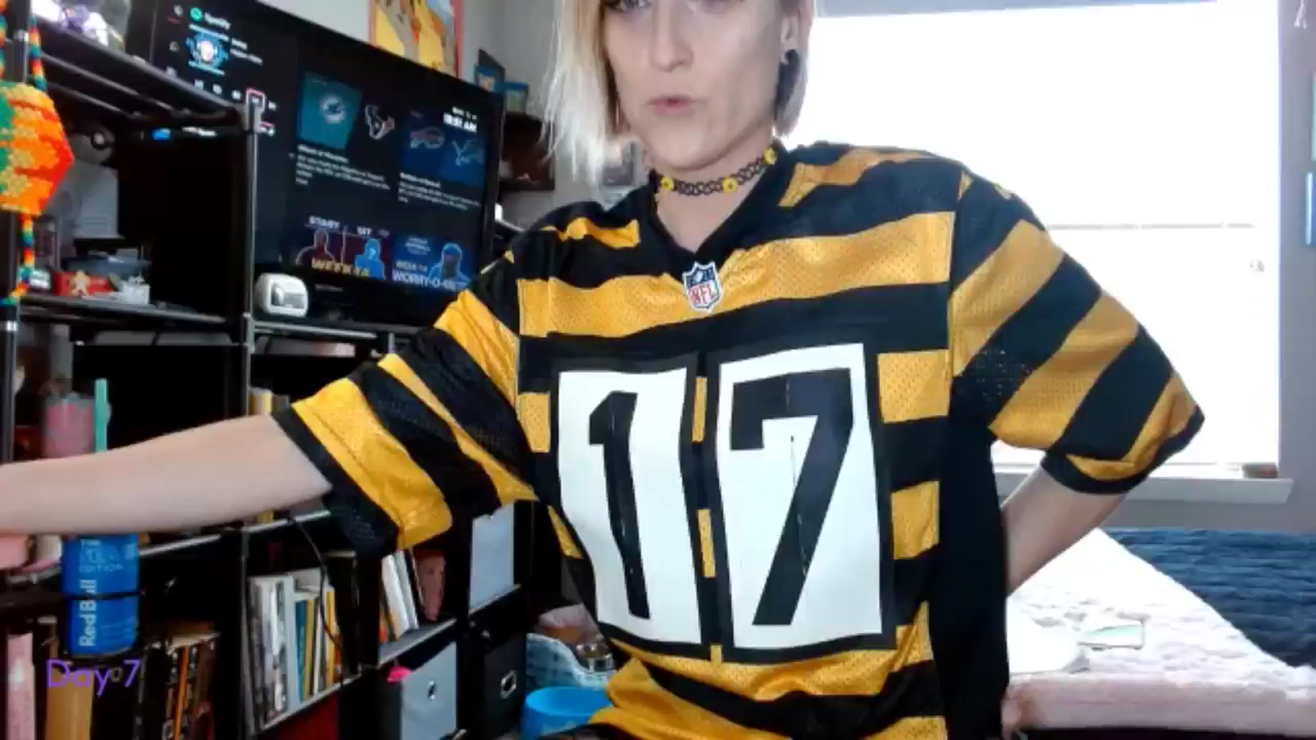 Gallery image thumbnail from BellaSkye's myfreecams stream on, 12/08/2024, 18:34 image 6 of 20