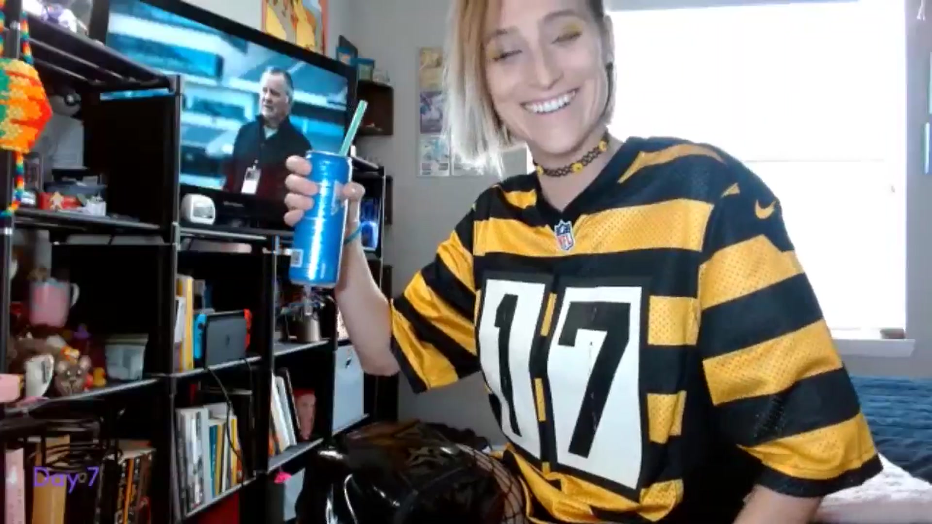 Gallery image thumbnail from BellaSkye's myfreecams stream on, 12/08/2024, 18:34 image 12 of 20