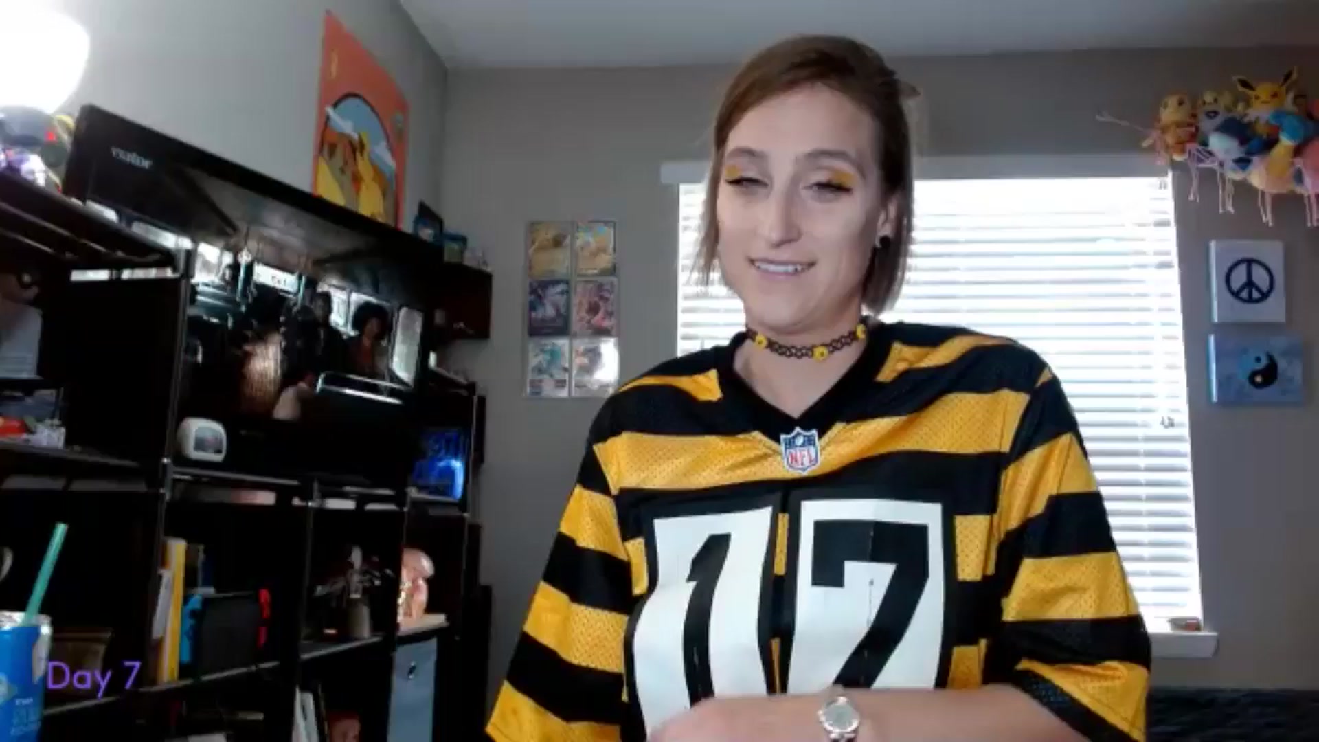 Gallery image thumbnail from BellaSkye's myfreecams stream on, 12/08/2024, 18:42 image 19 of 20