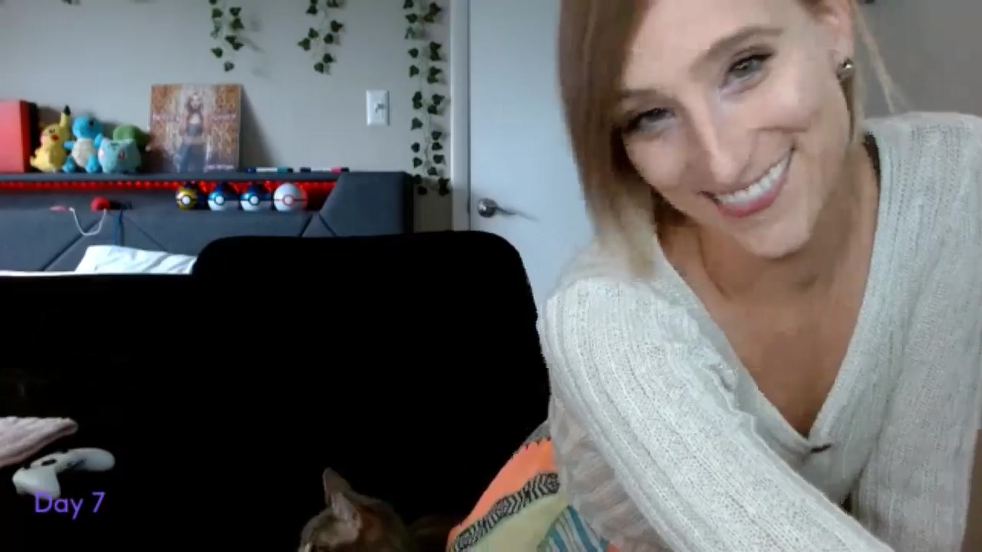 Gallery image thumbnail from BellaSkye's myfreecams stream on, 12/09/2024, 14:32 image 2 of 20