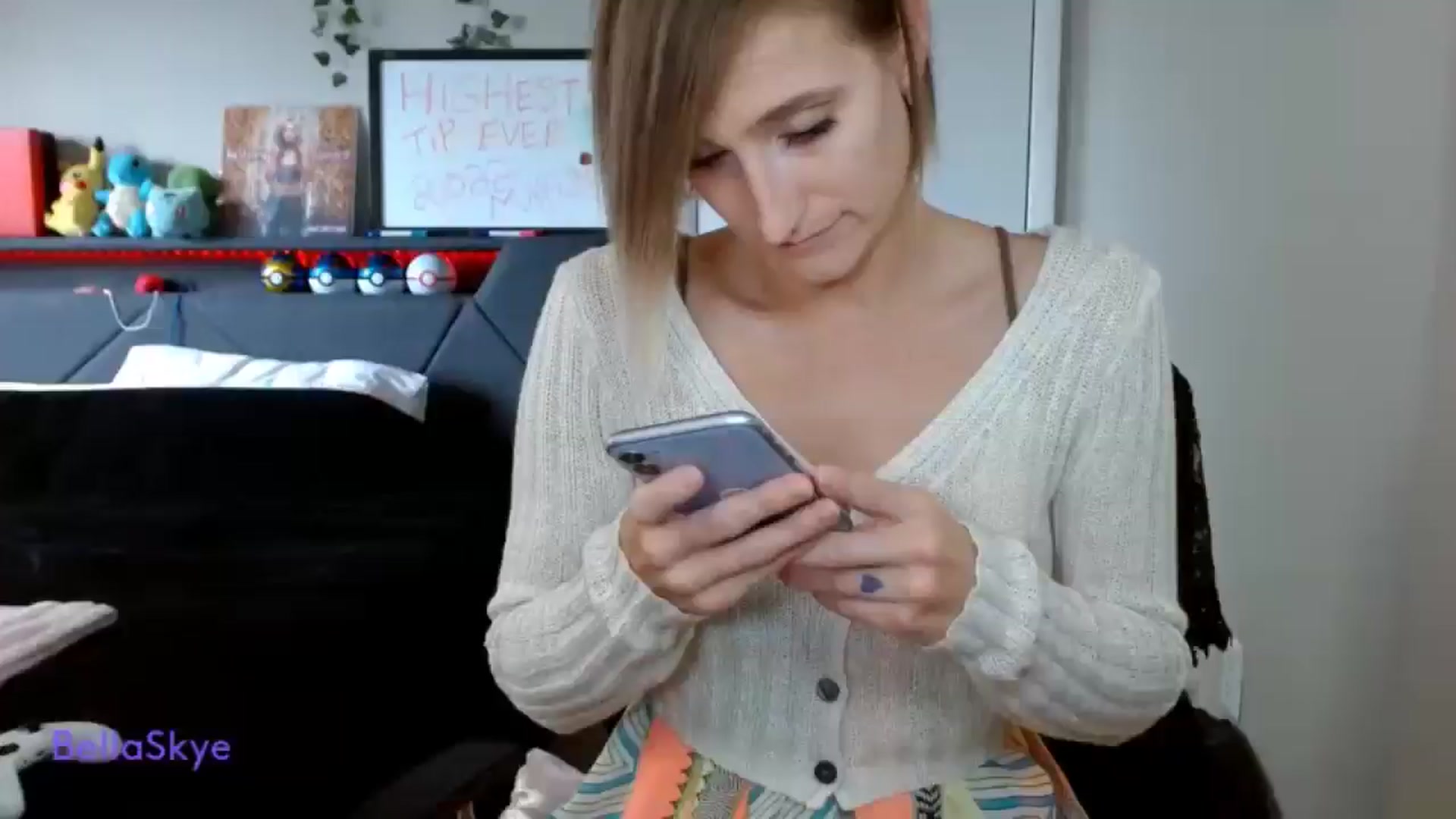 Gallery image thumbnail from BellaSkye's myfreecams stream on, 12/09/2024, 15:48 image 2 of 20