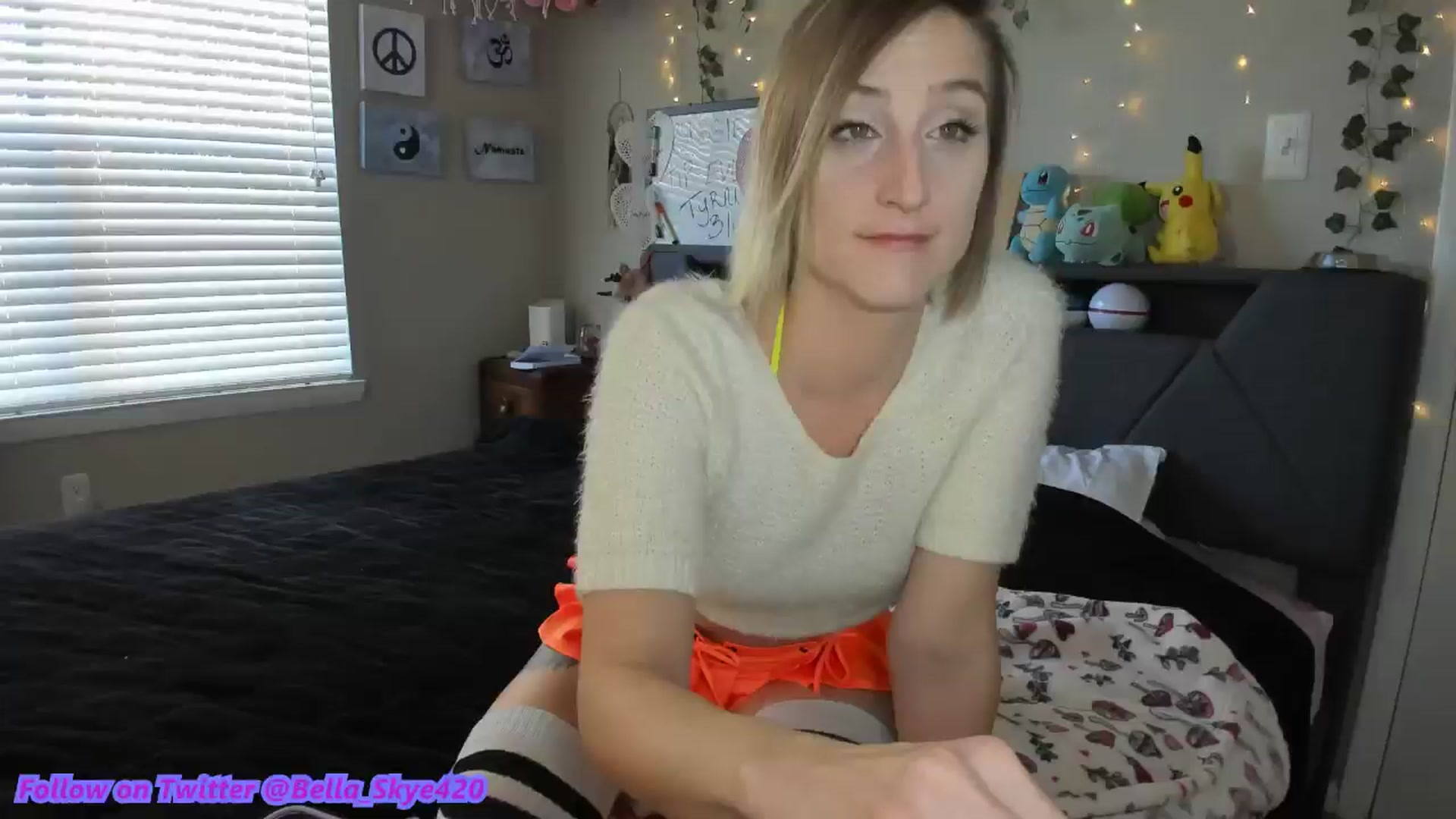 Gallery image thumbnail from BellaSkye's myfreecams stream on, 01/16/2025, 15:25 image 10 of 20