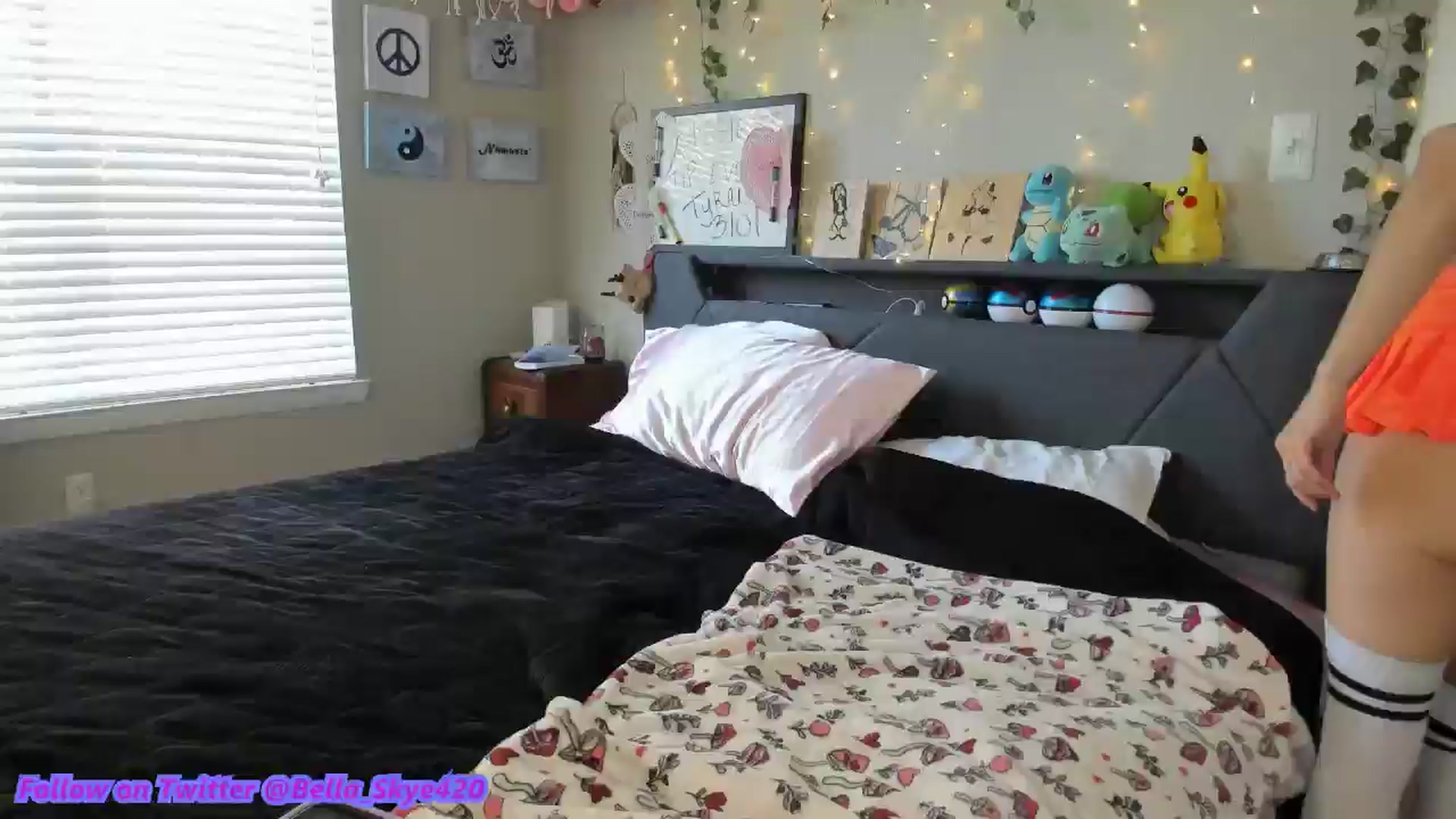 Gallery image thumbnail from BellaSkye's myfreecams stream on, 01/16/2025, 15:25 image 4 of 20