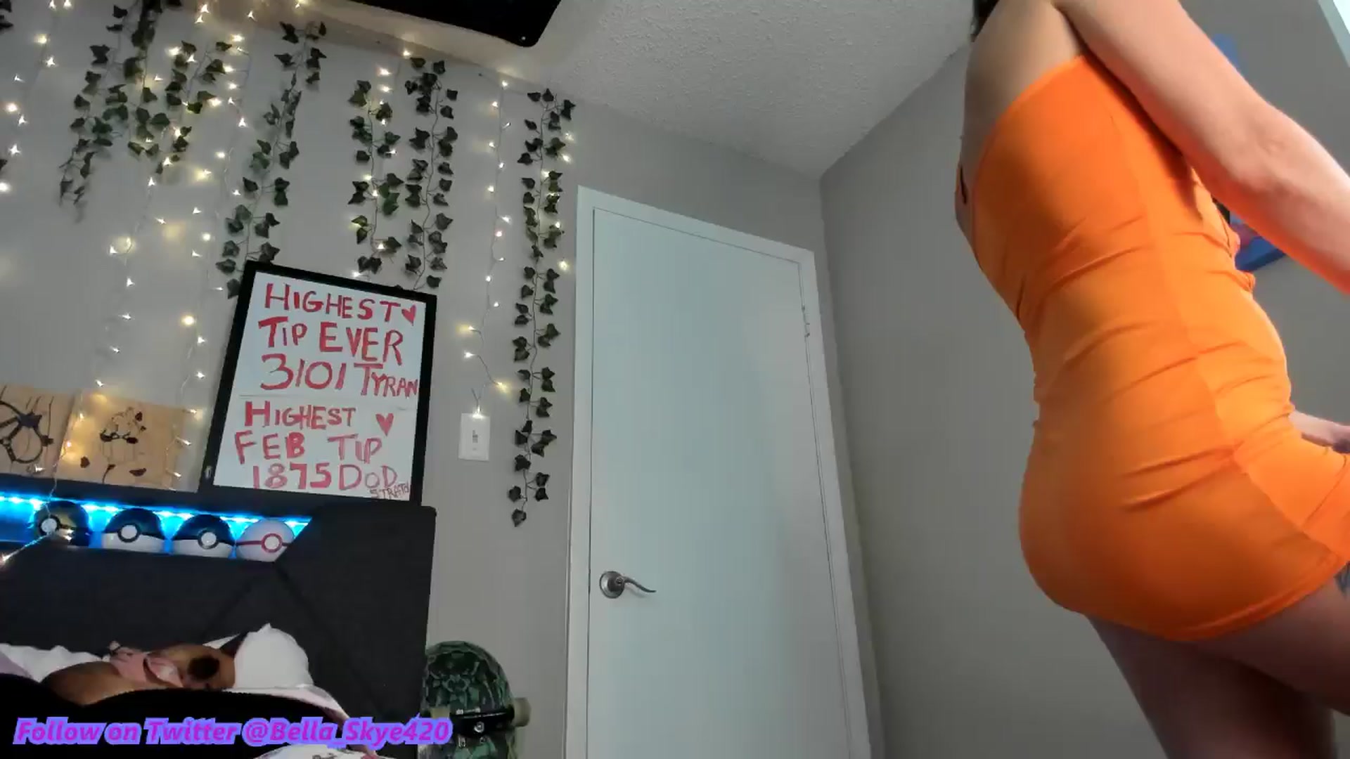 Gallery image thumbnail from BellaSkye's myfreecams stream on, 02/07/2025, 02:06 image 18 of 20