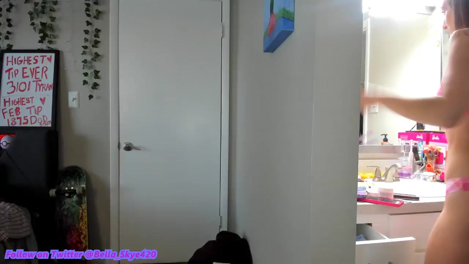 Gallery image thumbnail from BellaSkye's myfreecams stream on, 02/09/2025, 13:37 image 4 of 20
