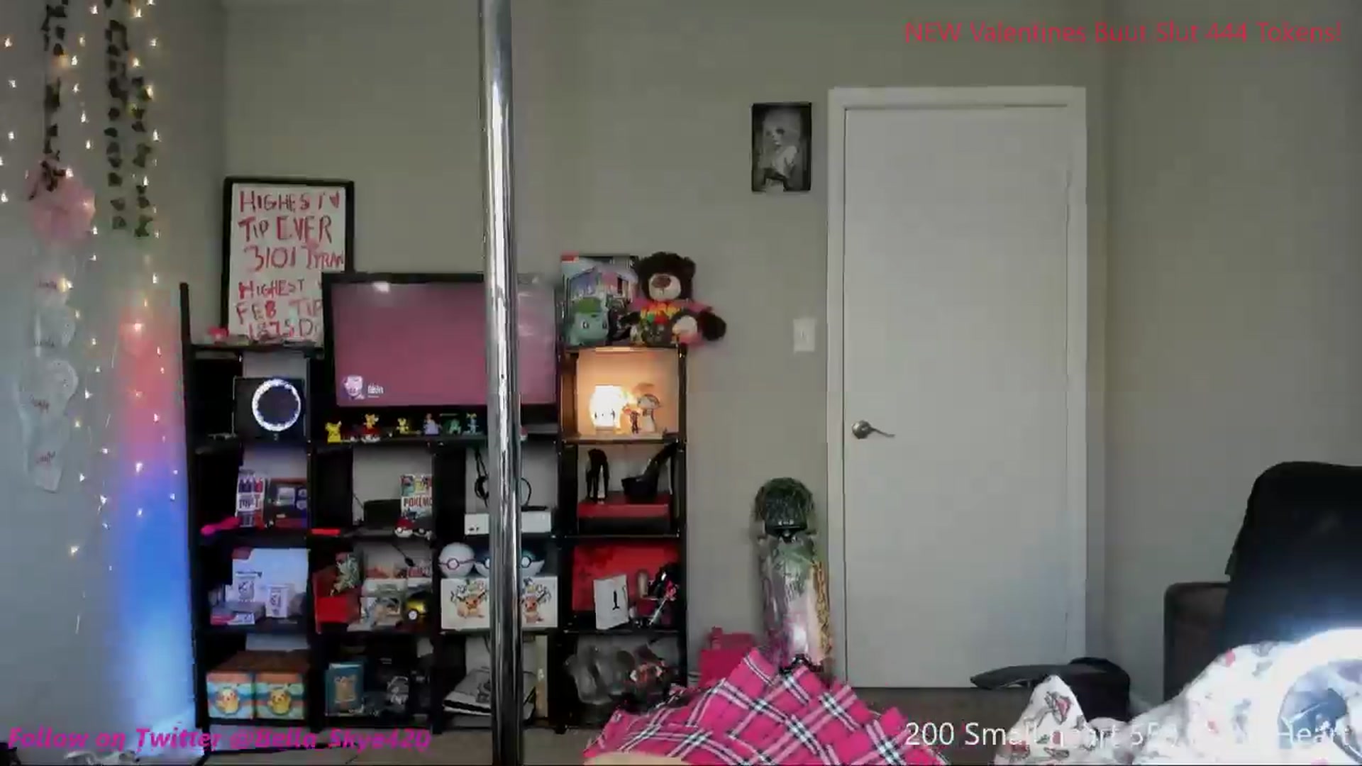 Gallery image thumbnail from BellaSkye's myfreecams stream on, 02/26/2025, 18:06 image 4 of 20