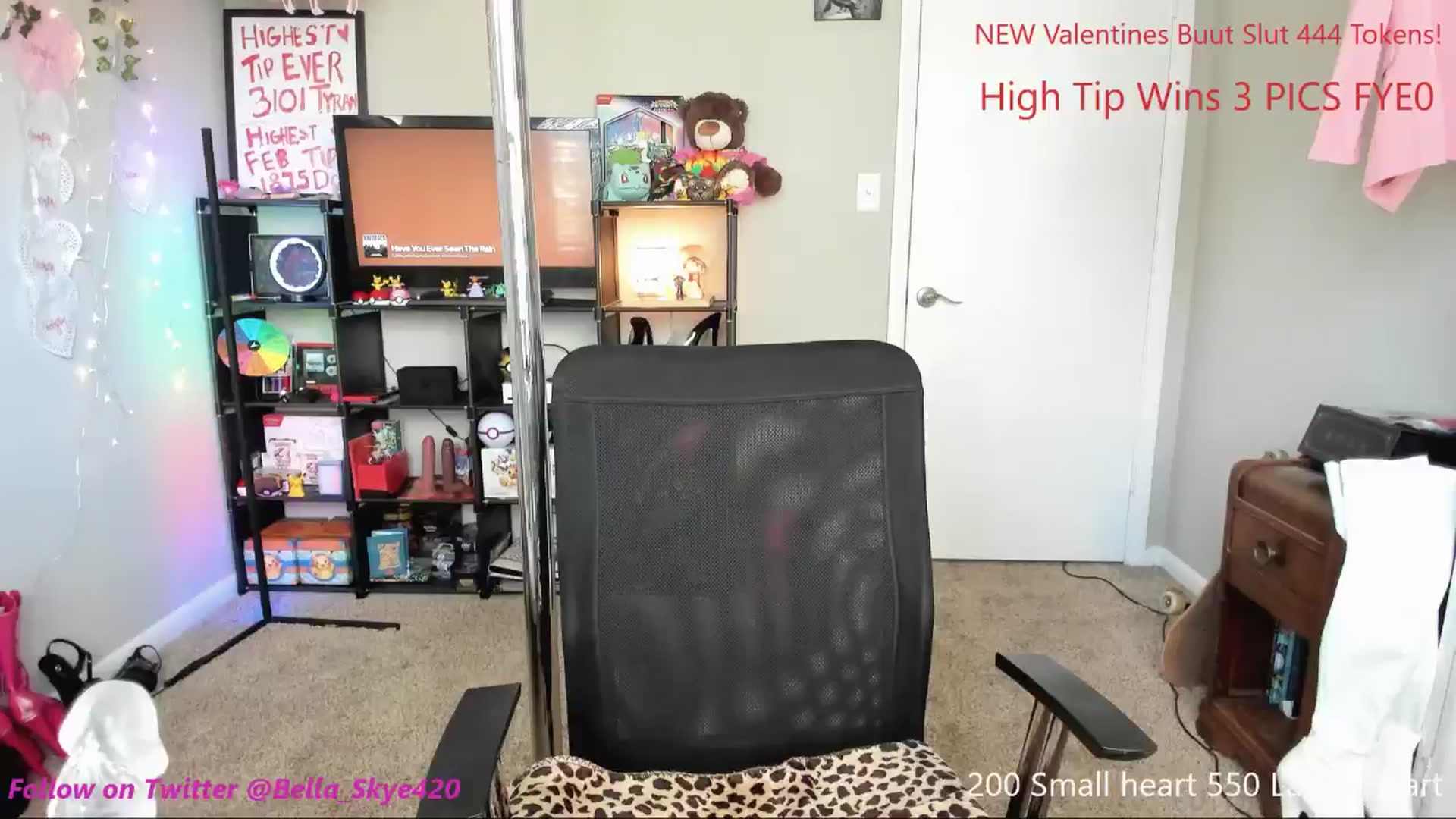 Gallery image thumbnail from BellaSkye's myfreecams stream on, 02/28/2025, 15:51 image 12 of 20