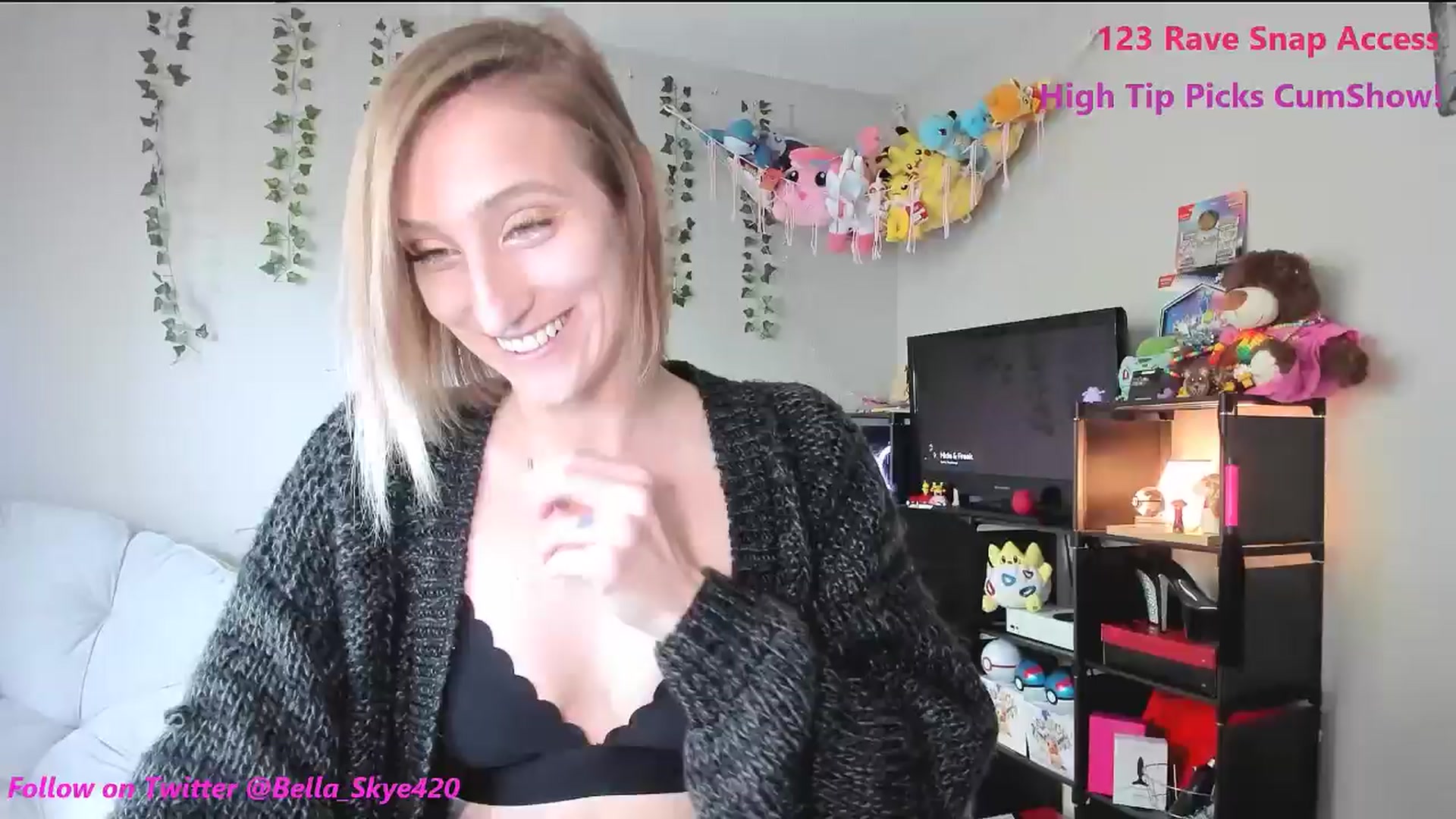Gallery image thumbnail from BellaSkye's myfreecams stream on, 03/23/2025, 15:13 image 16 of 20