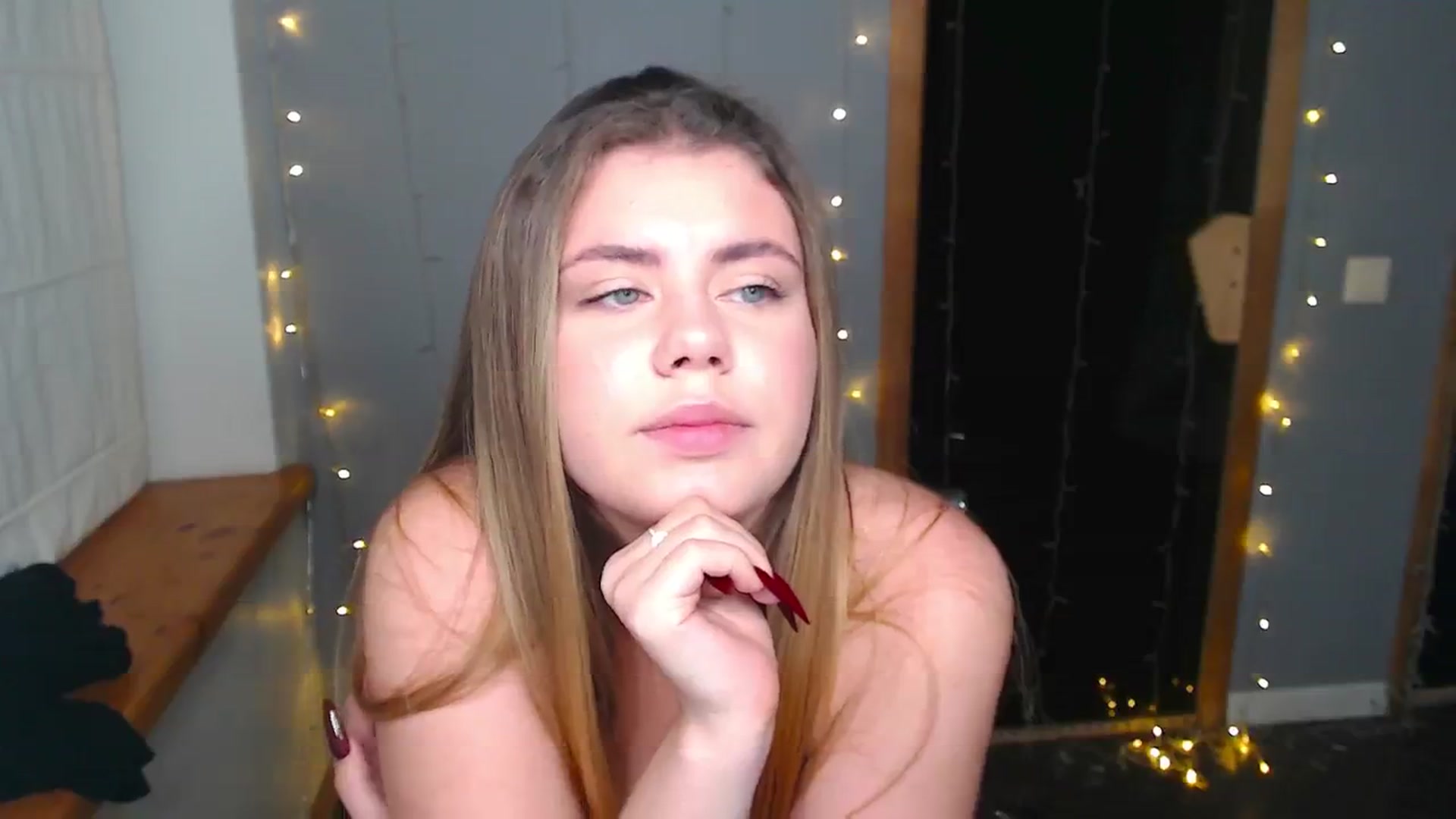 Gallery image thumbnail from BellaSvon's myfreecams stream on, 10/21/2024, 16:44 image 17 of 20