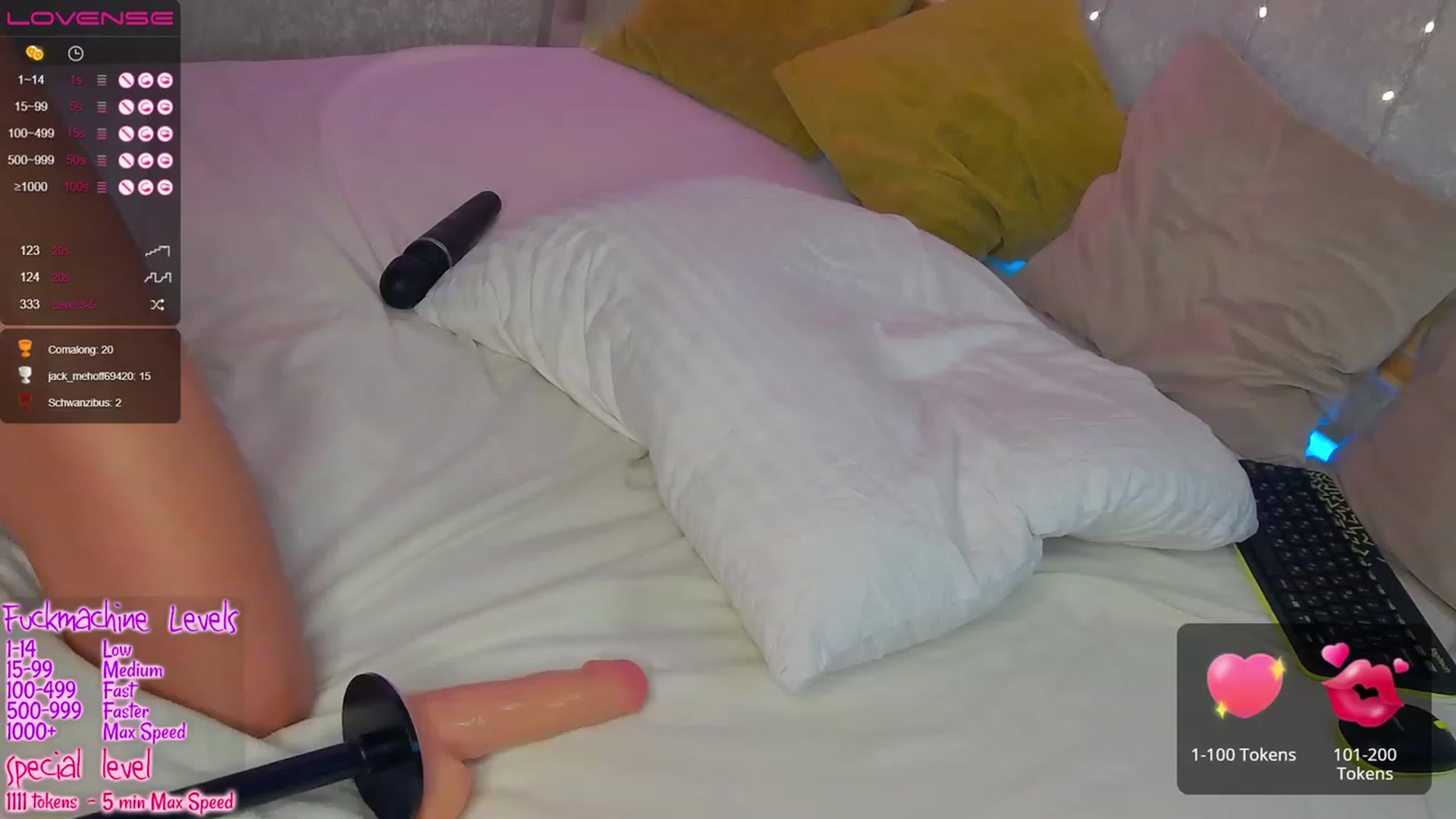 Gallery image thumbnail from BellaSweeet's myfreecams stream on, 12/21/2022, 11:41 image 16 of 20