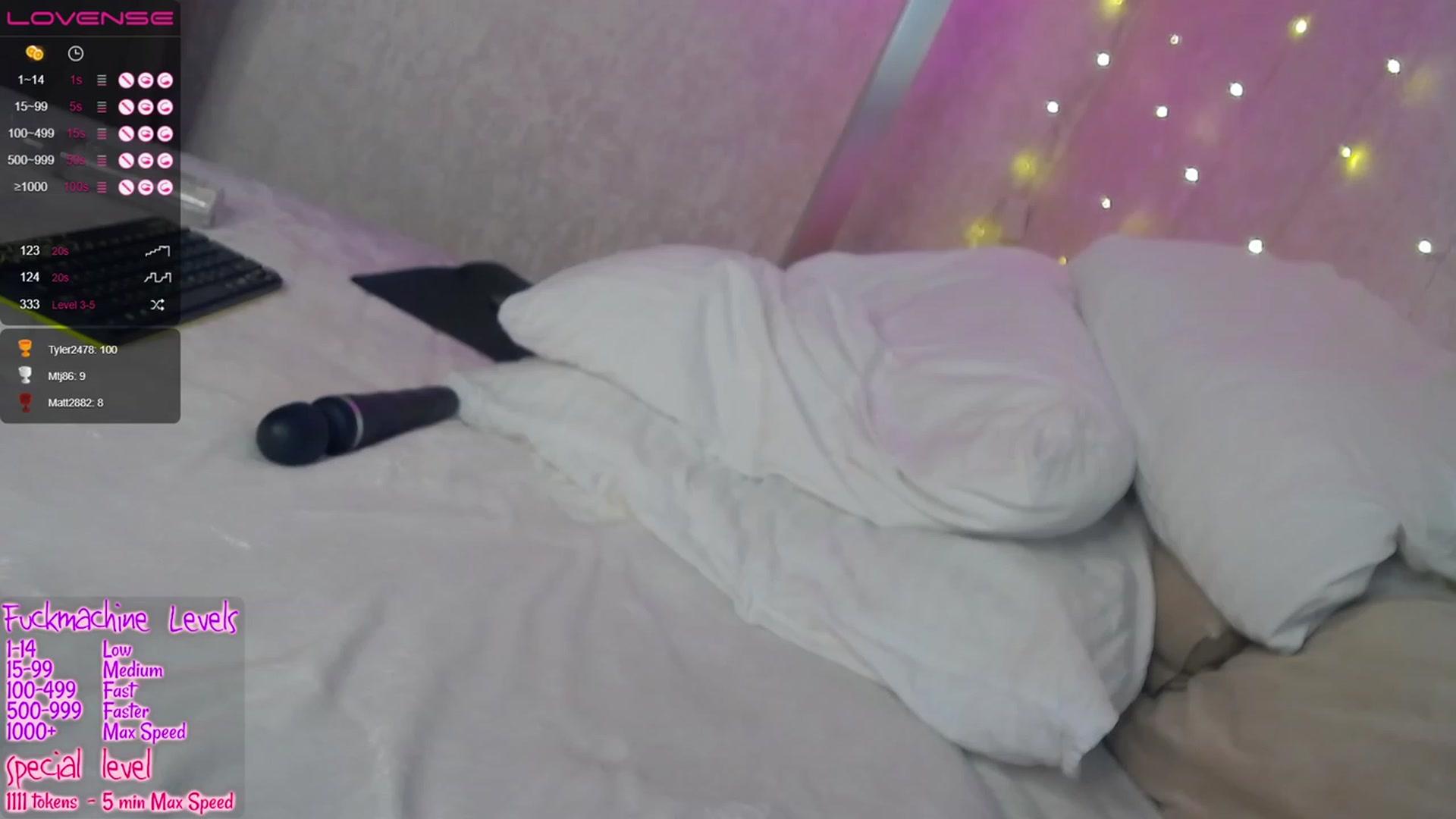Gallery image thumbnail from BellaSweeet's myfreecams stream on, 12/26/2022, 20:57 image 4 of 20