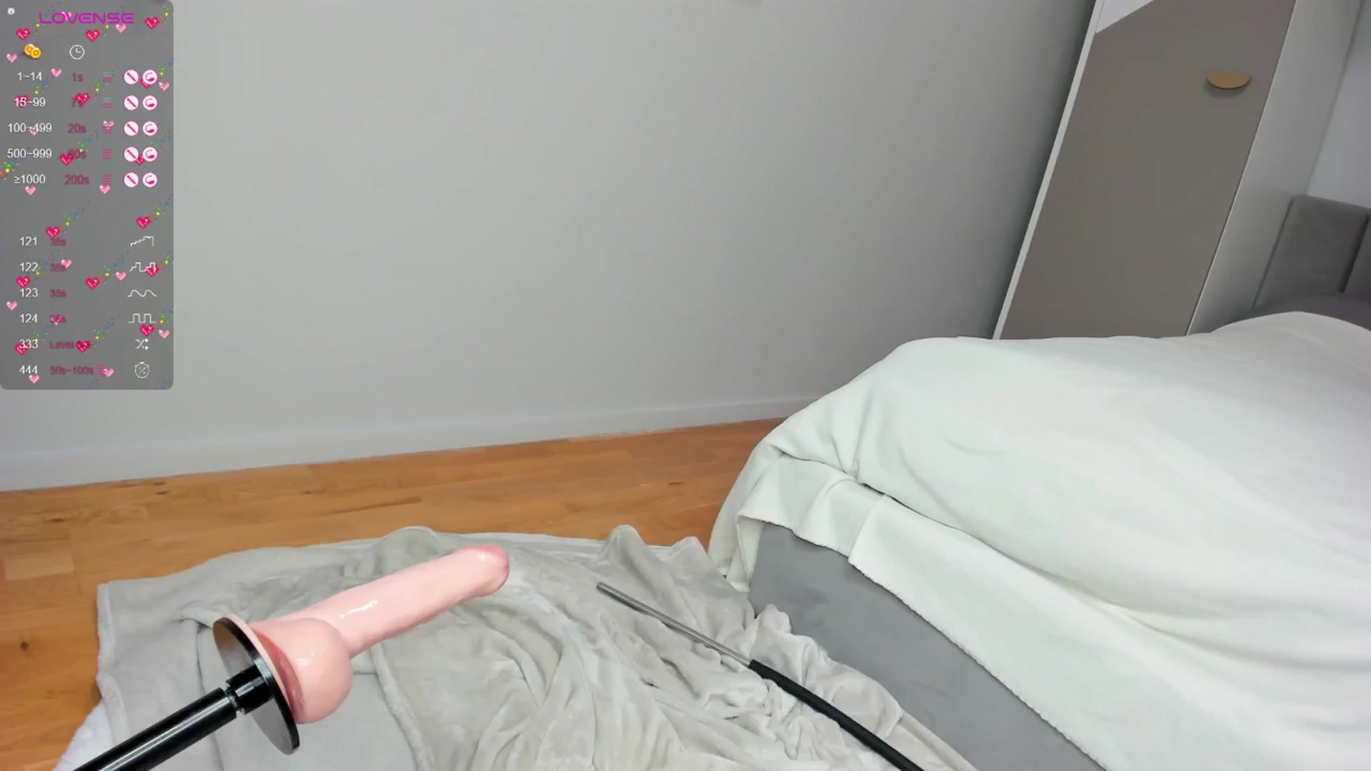 Gallery image thumbnail from BellaSweeet's myfreecams stream on, 11/26/2024, 16:25 image 3 of 20