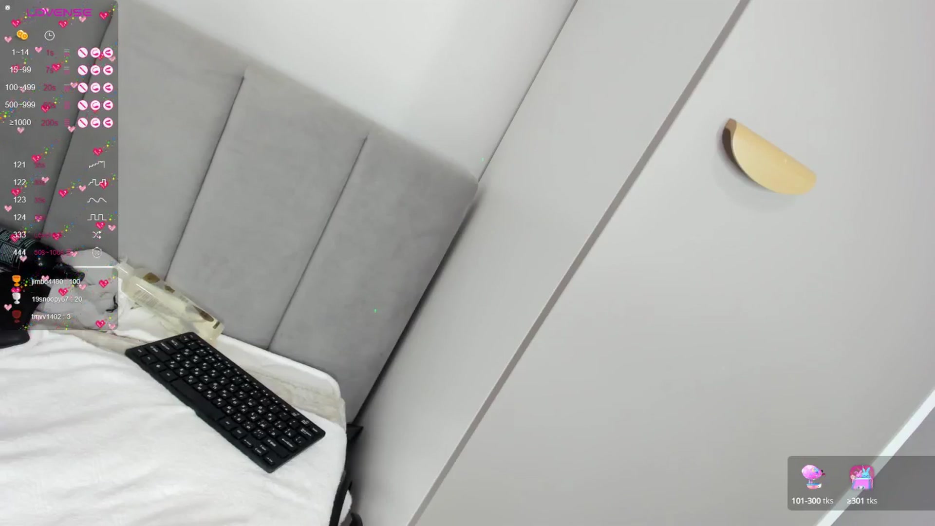 Gallery image thumbnail from BellaSweeet's myfreecams stream on, 12/04/2024, 15:41 image 4 of 20
