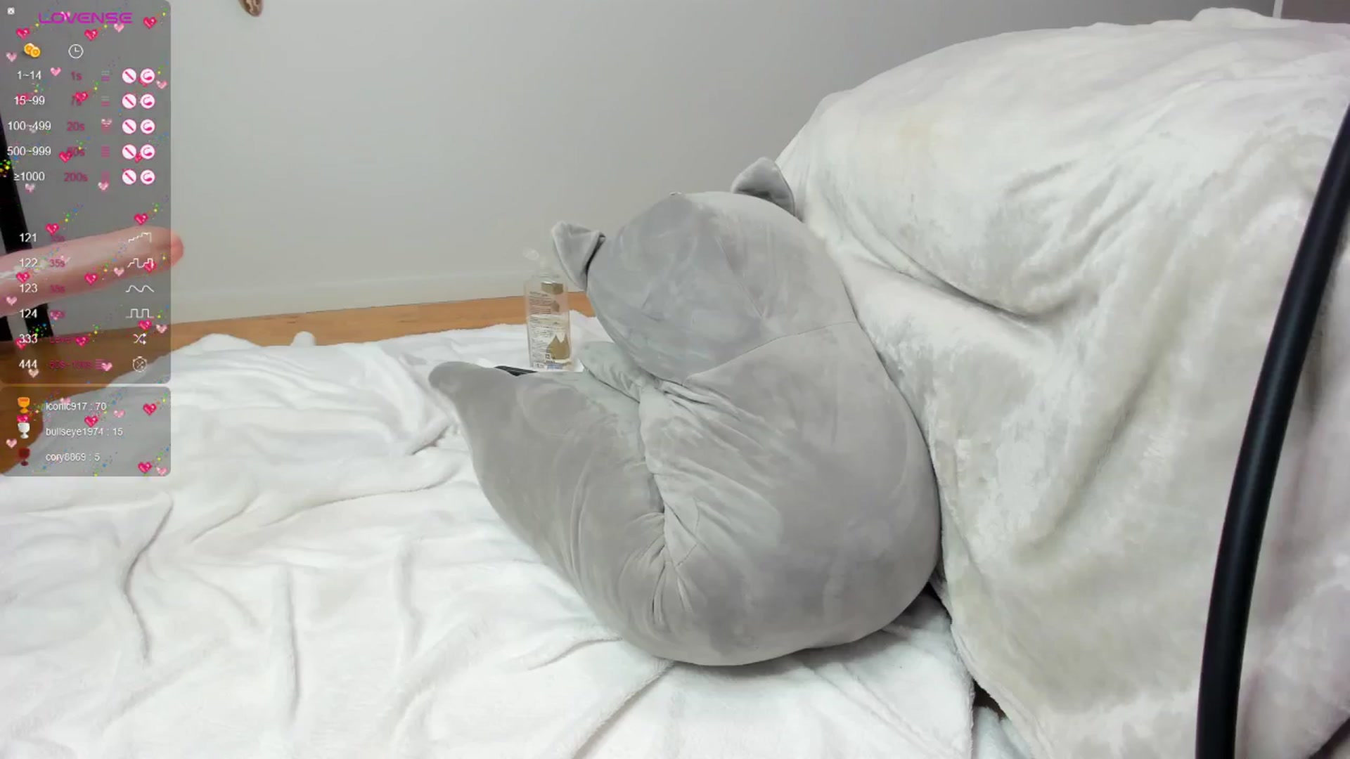 Gallery image thumbnail from BellaSweeet's myfreecams stream on, 12/13/2024, 13:44 image 15 of 20