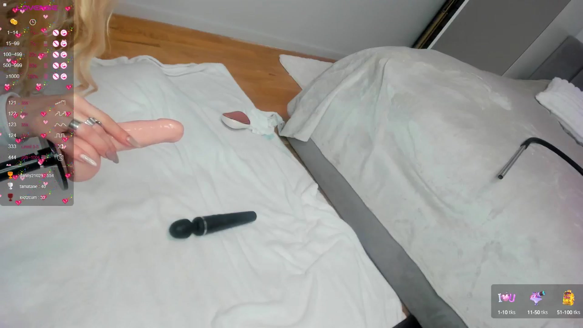 Gallery image thumbnail from BellaSweeet's myfreecams stream on, 12/20/2024, 13:44 image 16 of 20