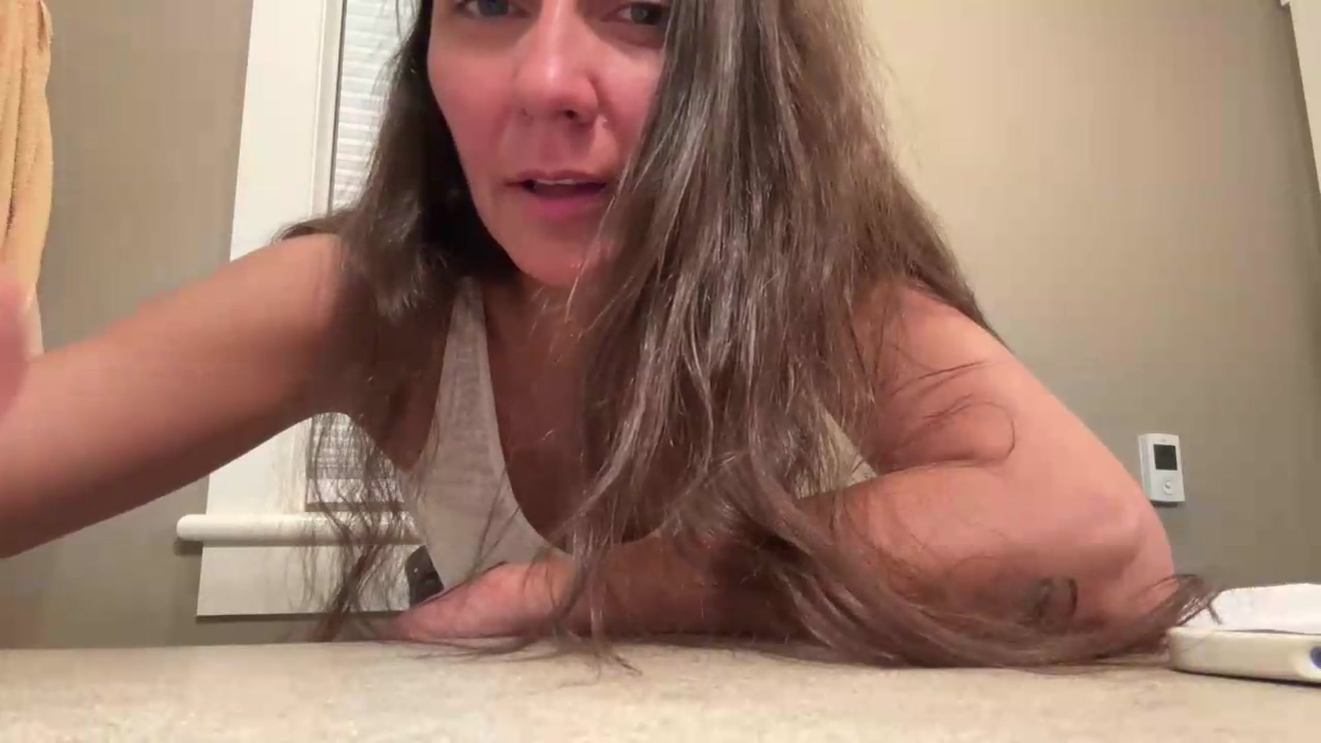 Gallery image thumbnail from Bella_2683's myfreecams stream on, 08/22/2026, 08:12 image 4 of 20