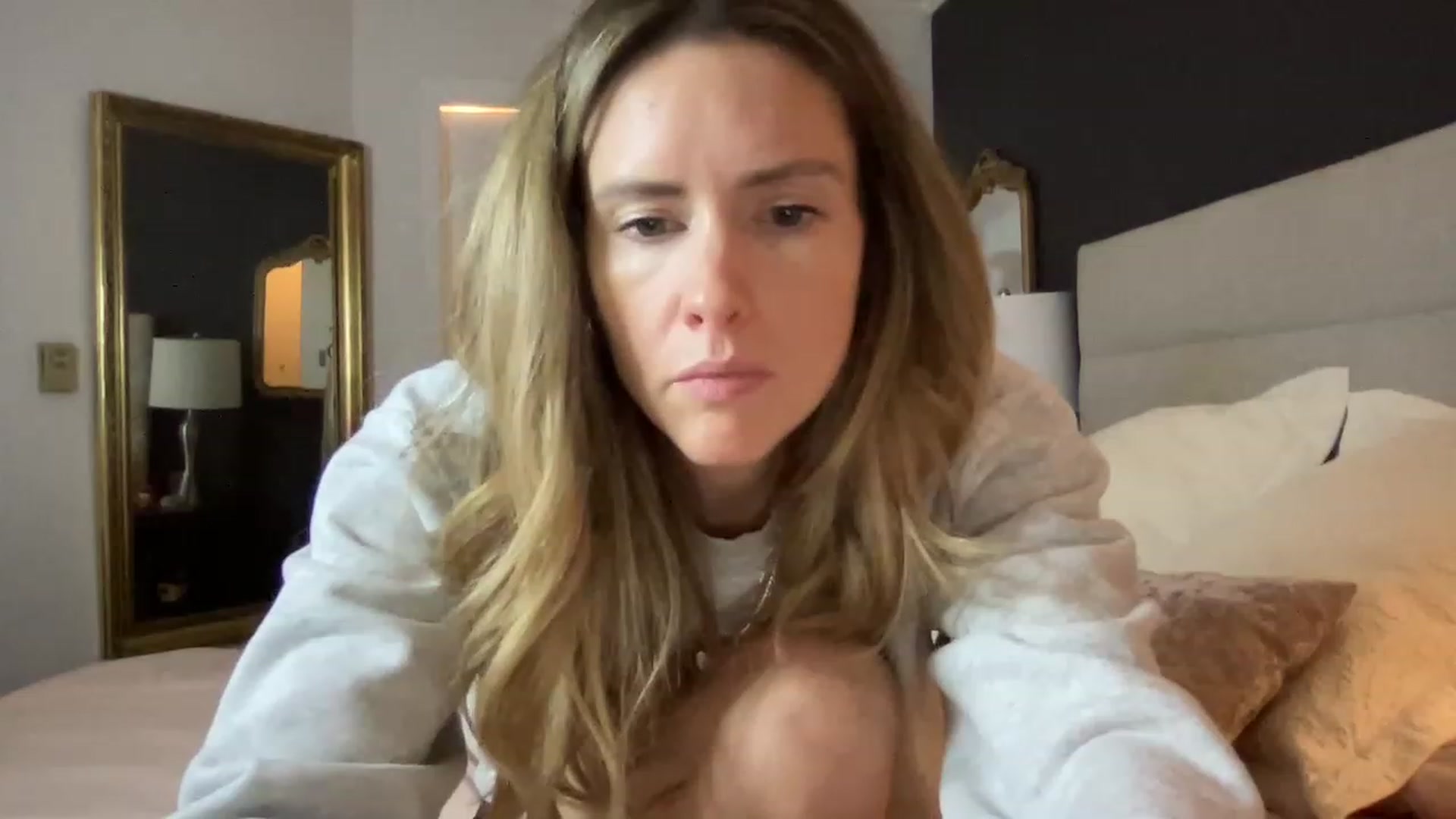 Gallery image thumbnail from Bella_B1's myfreecams stream on, 12/13/2022, 04:40 image 19 of 20