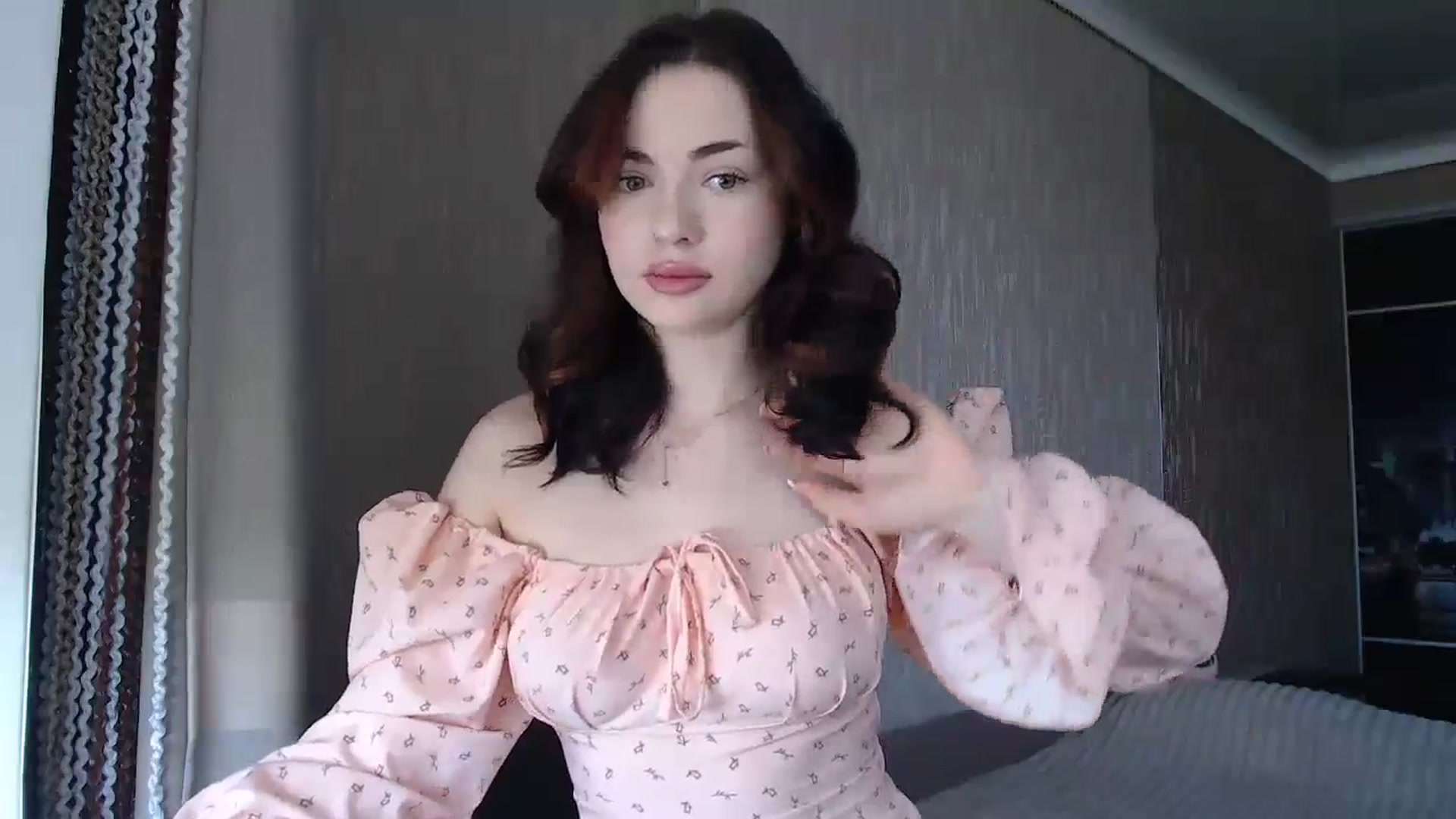 Gallery image thumbnail from Bella_Berryyy's myfreecams stream on, 05/09/2024, 09:30 image 4 of 20