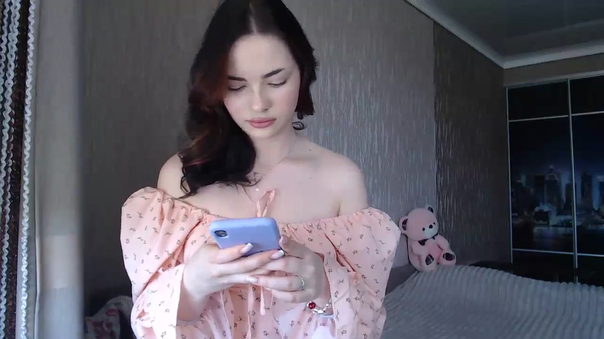 Gallery image thumbnail from Bella_Berryyy's myfreecams stream on, 05/09/2024, 09:59 image 20 of 20