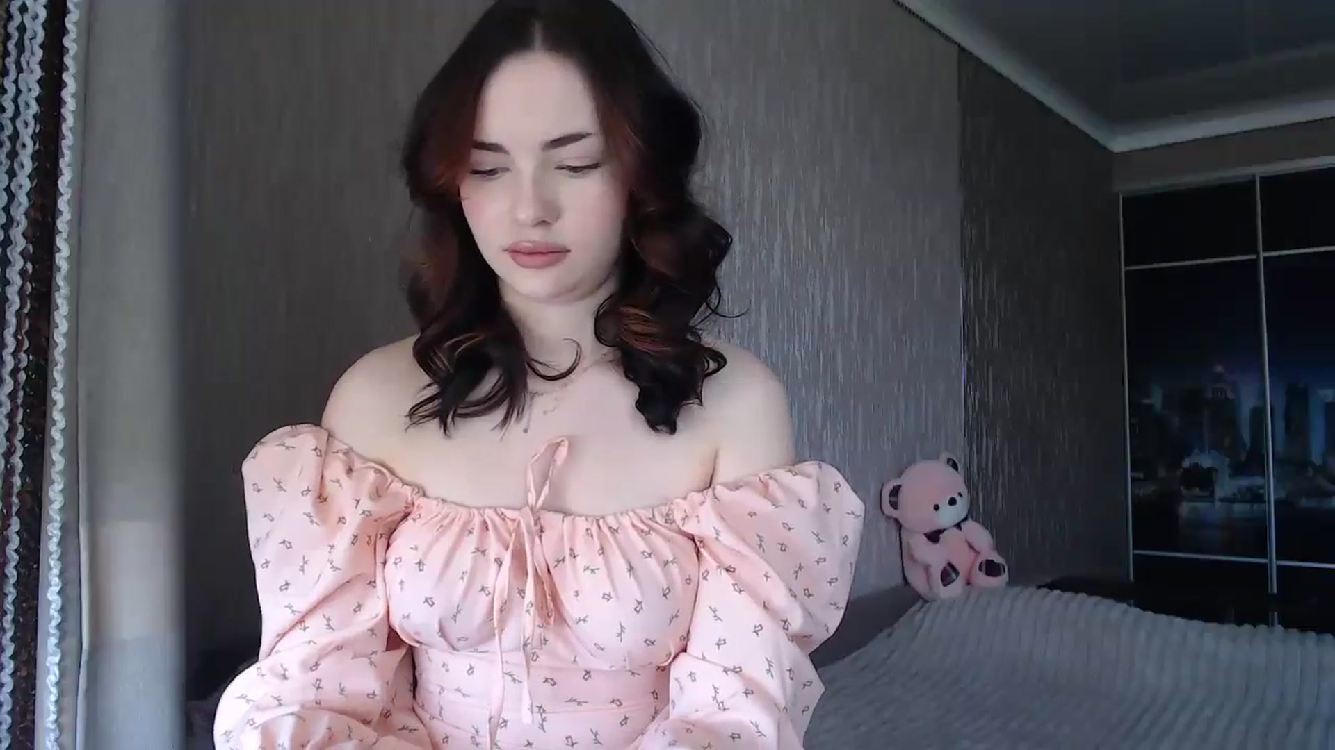 Gallery image thumbnail from Bella_Berryyy's myfreecams stream on, 05/09/2024, 09:59 image 6 of 20