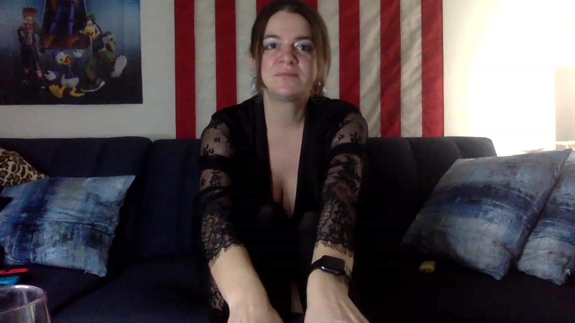 Gallery image thumbnail from Bella_Kenzie's myfreecams stream on, 01/08/2023, 09:19 image 18 of 20