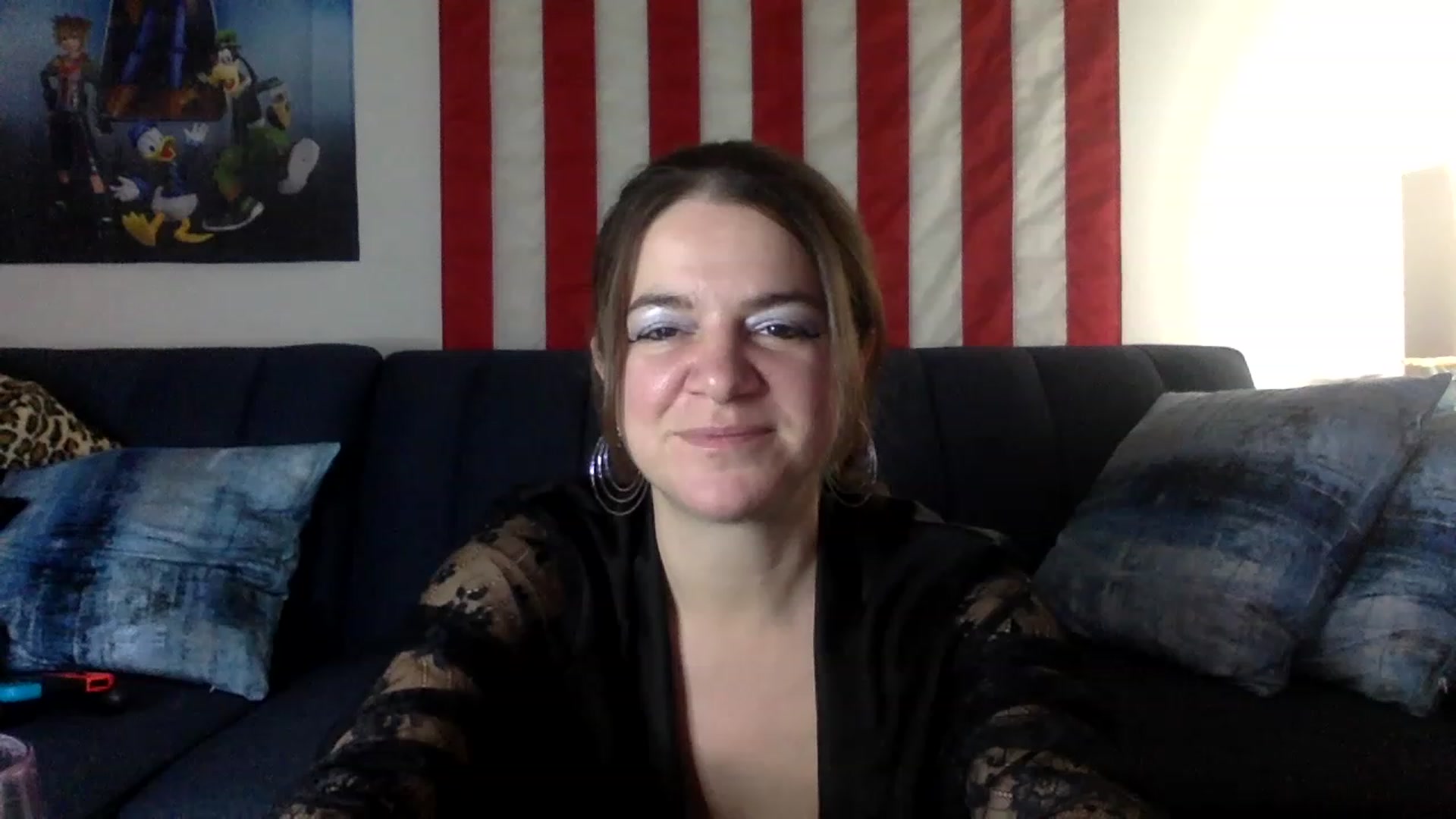 Gallery image thumbnail from Bella_Kenzie's myfreecams stream on, 01/08/2023, 09:19 image 6 of 20