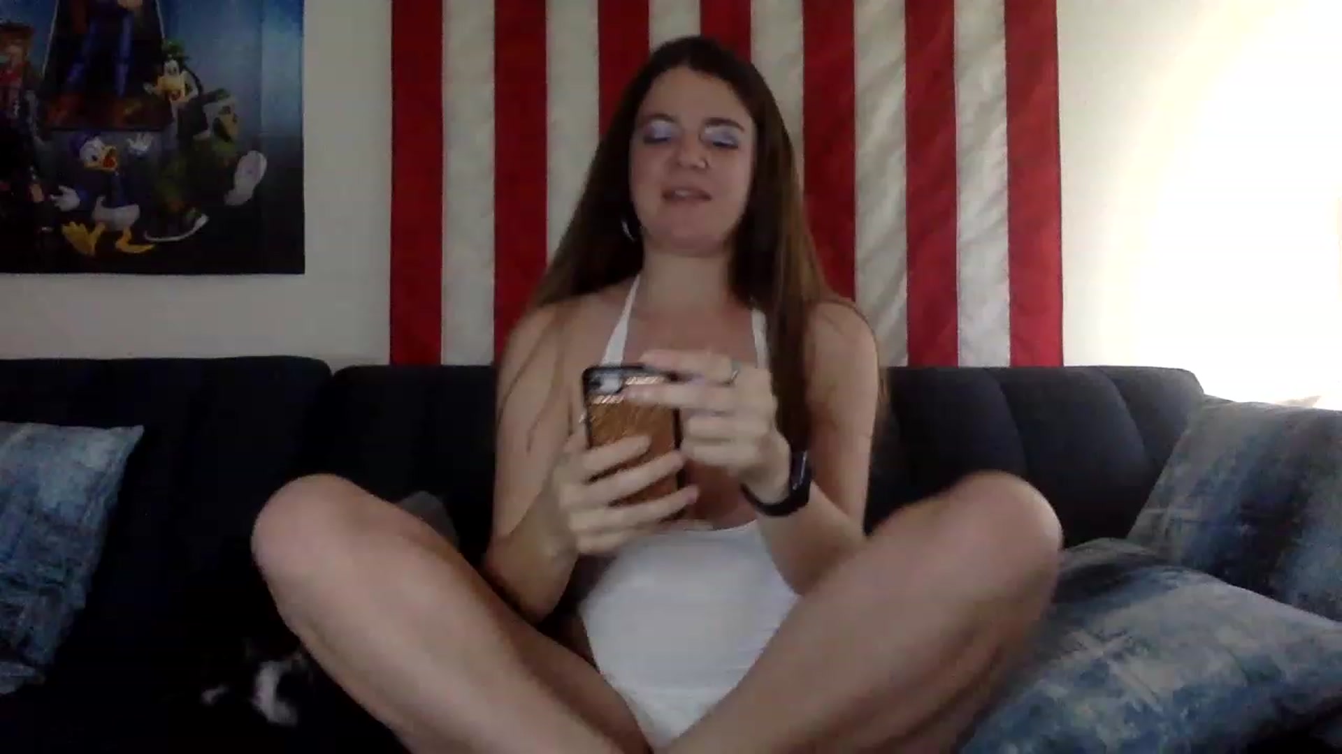 Gallery image thumbnail from Bella_Kenzie's myfreecams stream on, 05/15/2023, 24:25 image 1 of 20
