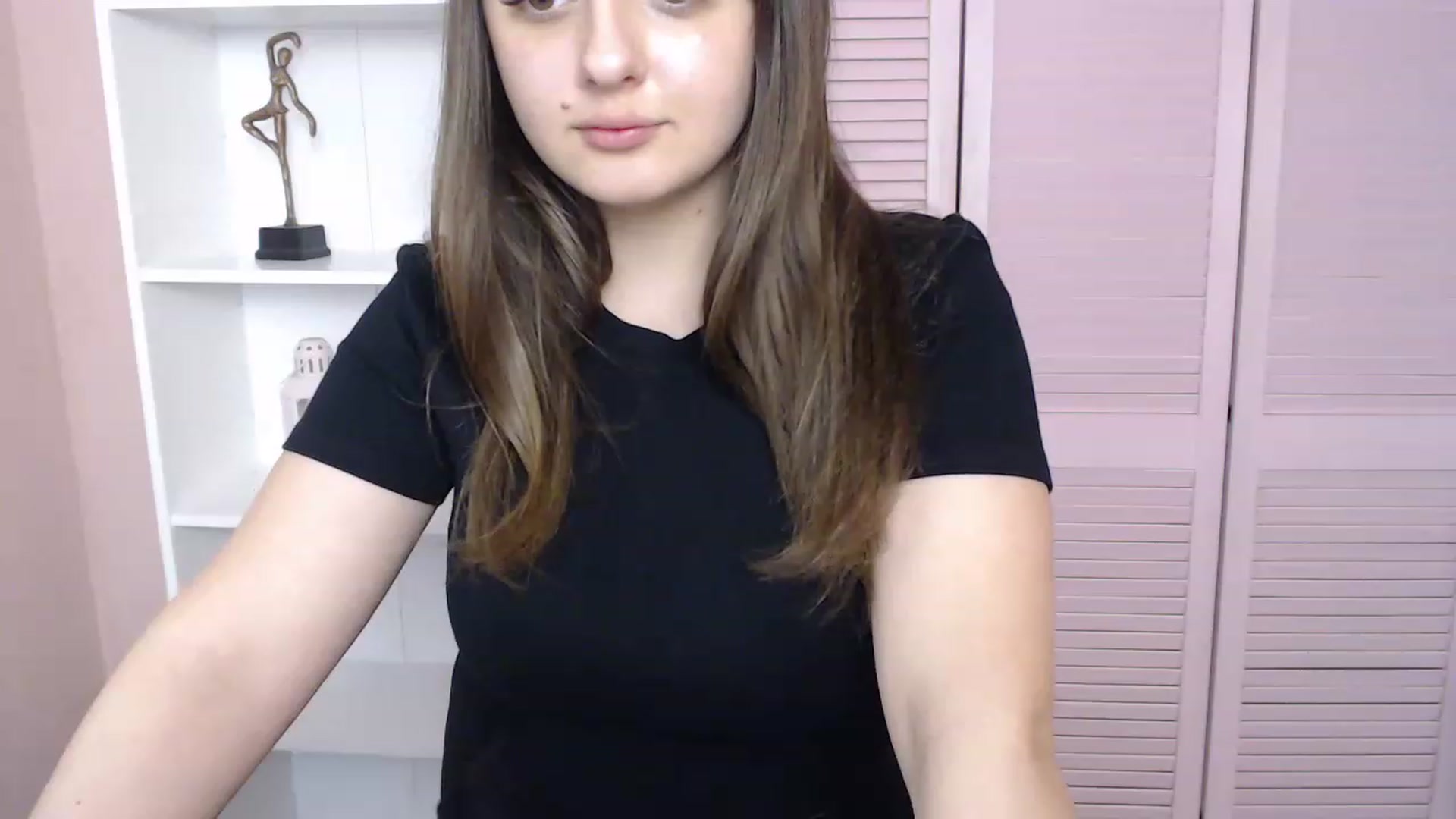 Gallery image thumbnail from Bella_Loran's myfreecams stream on, 04/25/2023, 11:52 image 13 of 20