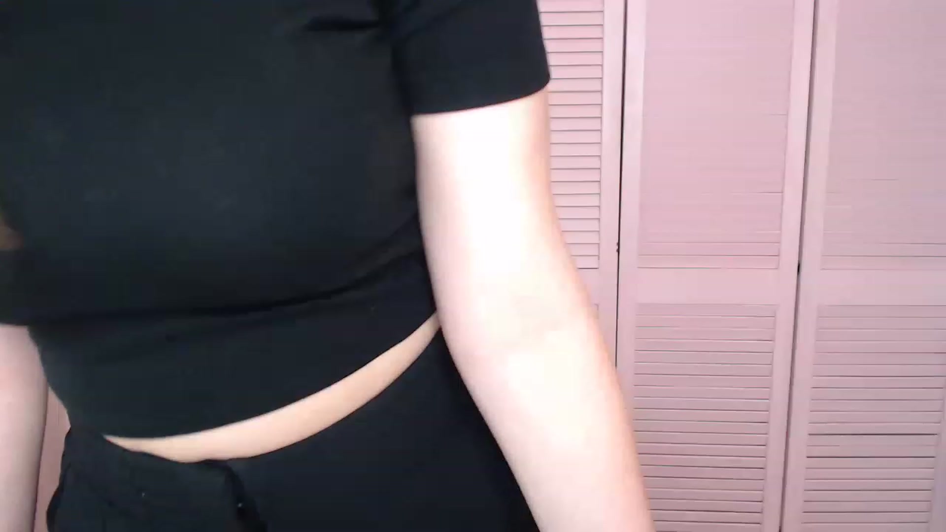 Gallery image thumbnail from Bella_Loran's myfreecams stream on, 04/25/2023, 11:52 image 12 of 20