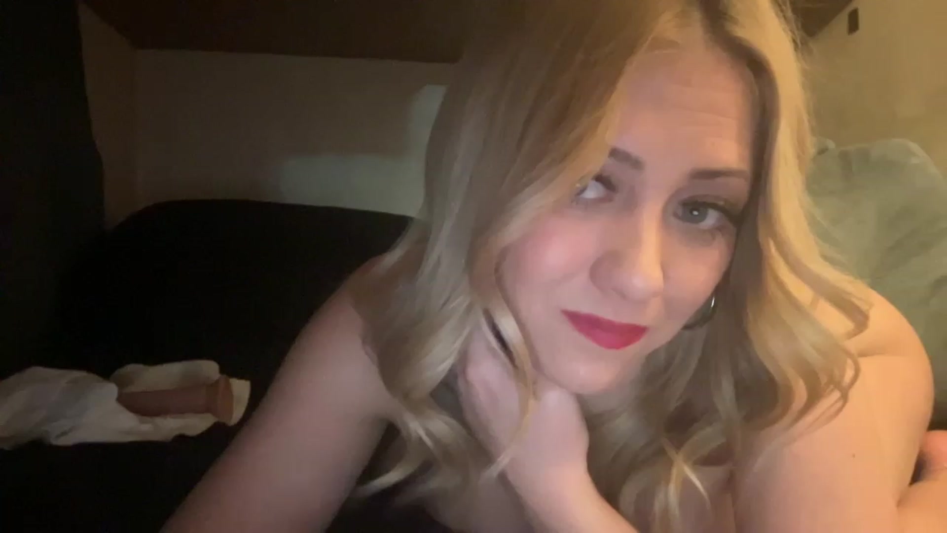 Gallery image thumbnail from Bella_Online's myfreecams stream on, 12/08/2022, 09:02 image 19 of 20