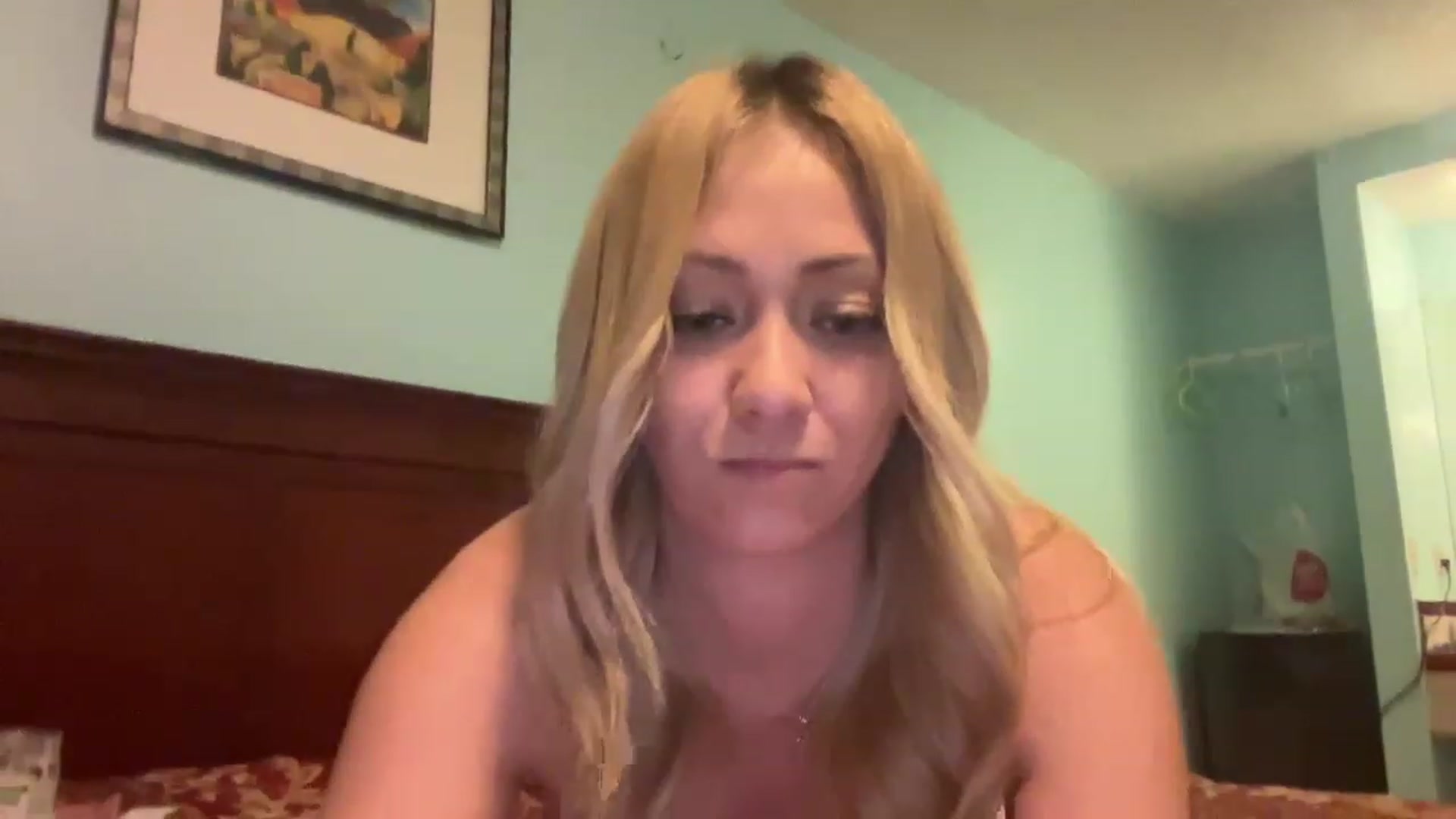 Gallery image thumbnail from Bella_Online's myfreecams stream on, 01/05/2023, 11:17 image 18 of 20